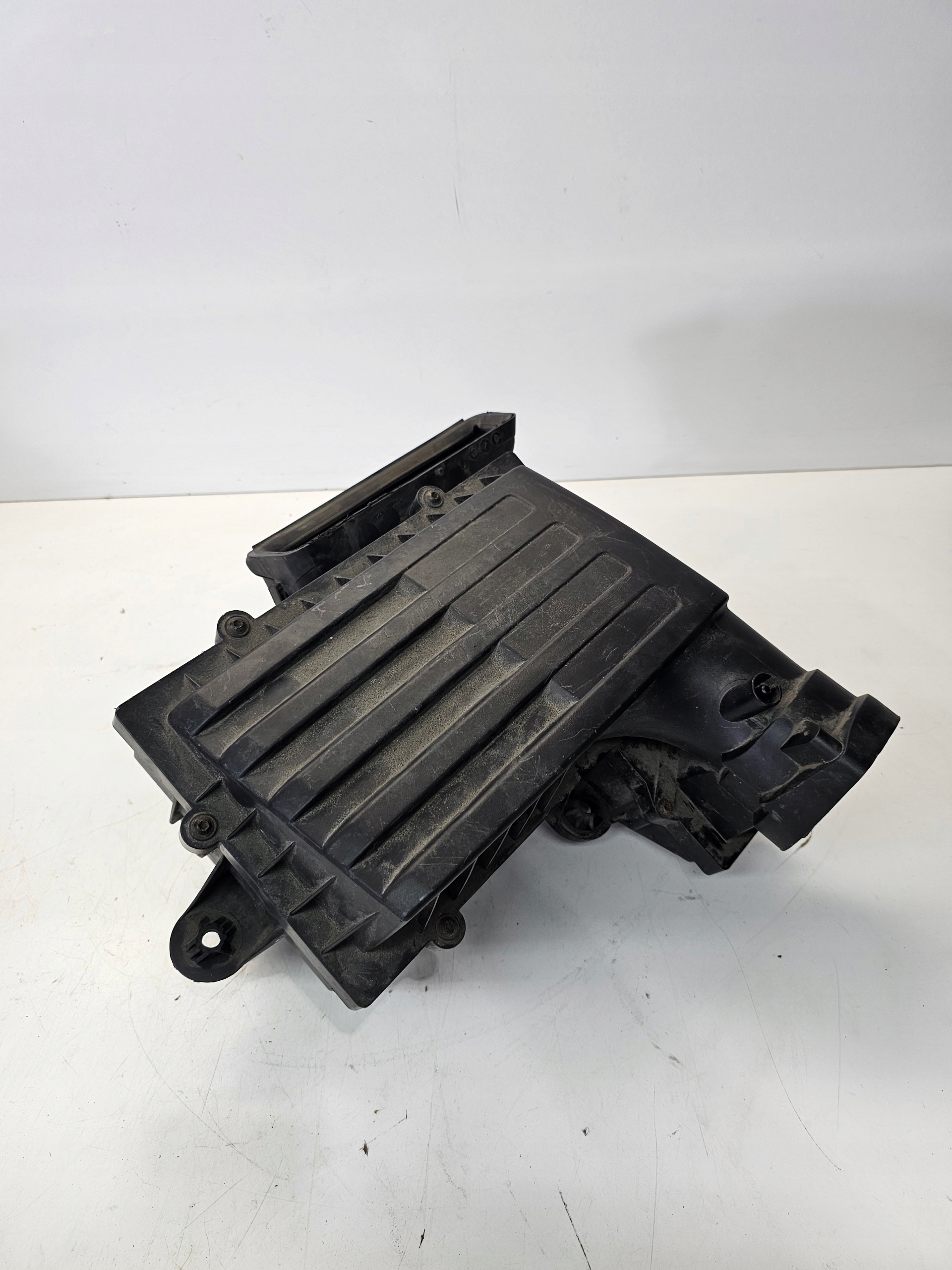 Gehäuse filter luft AUDI A3 8V VW SEAT 5Q0129607AA