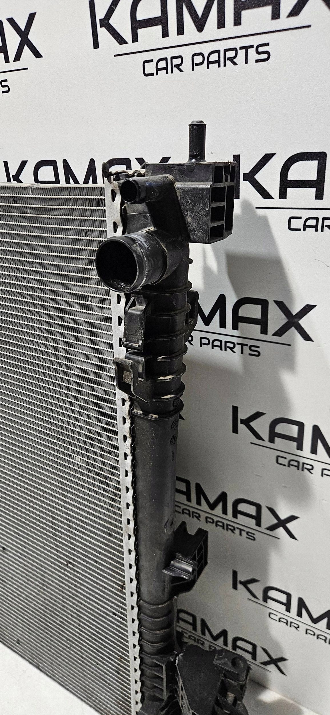 water cooler front Renault Trafic III (X82) 214106338R