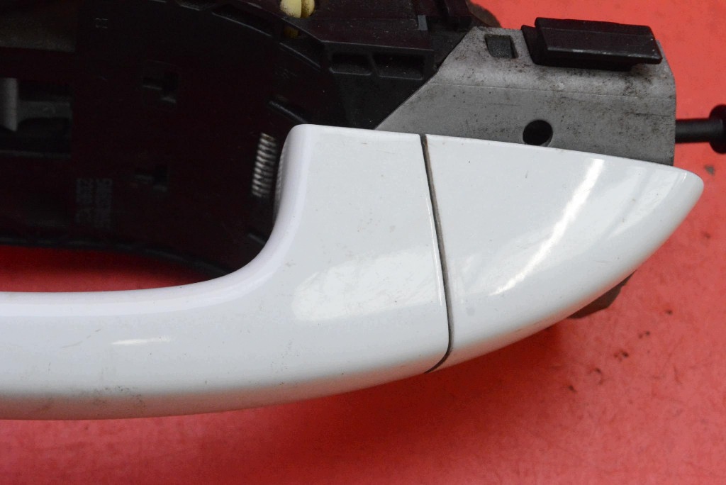 handle left front front BIALA 5N0837885G VW GOLF 6 VI 08-15