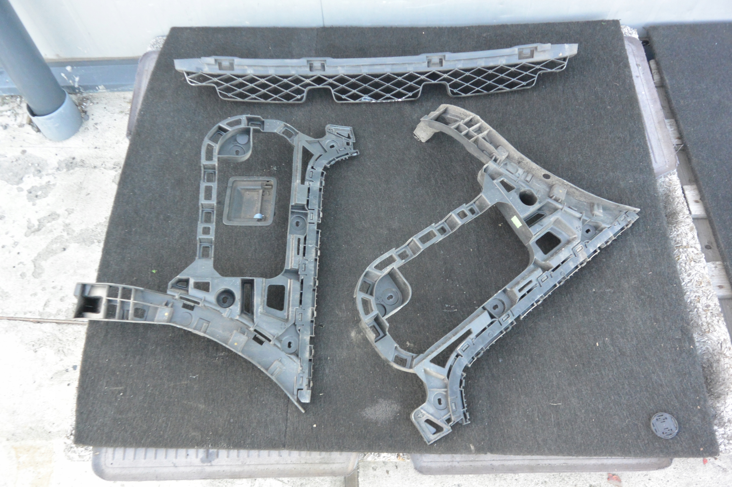 SLIZG ZDERZAKA TYL KPL VW PASSAT CC LIFT