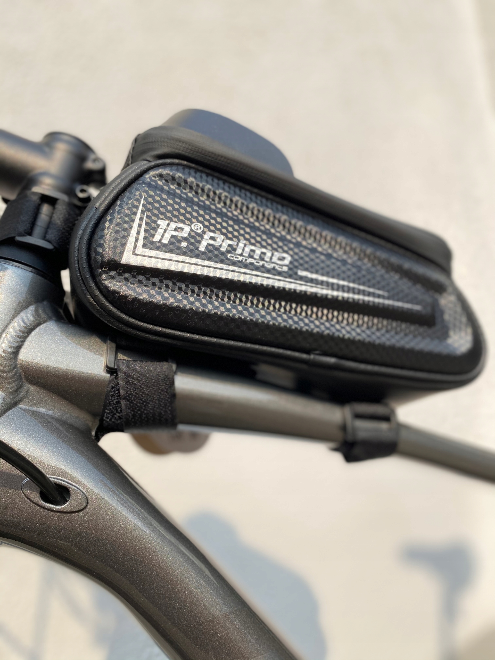 Torebka na telefon Primo Model TB0054