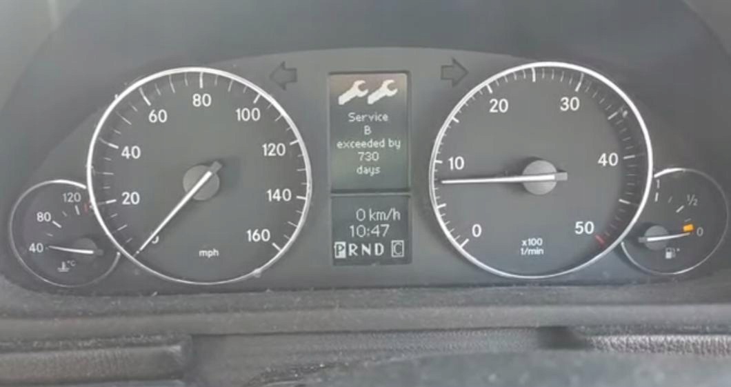 dials Mercedes-Benz C W203 facelift 2005 A2035409447