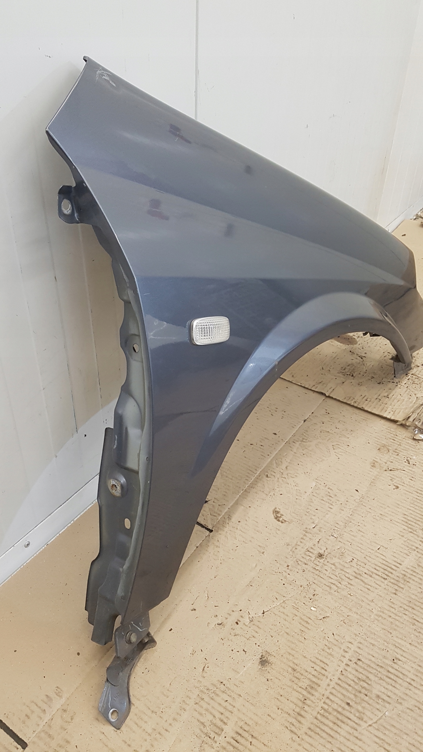fender right front NISSAN PRIMERA P12