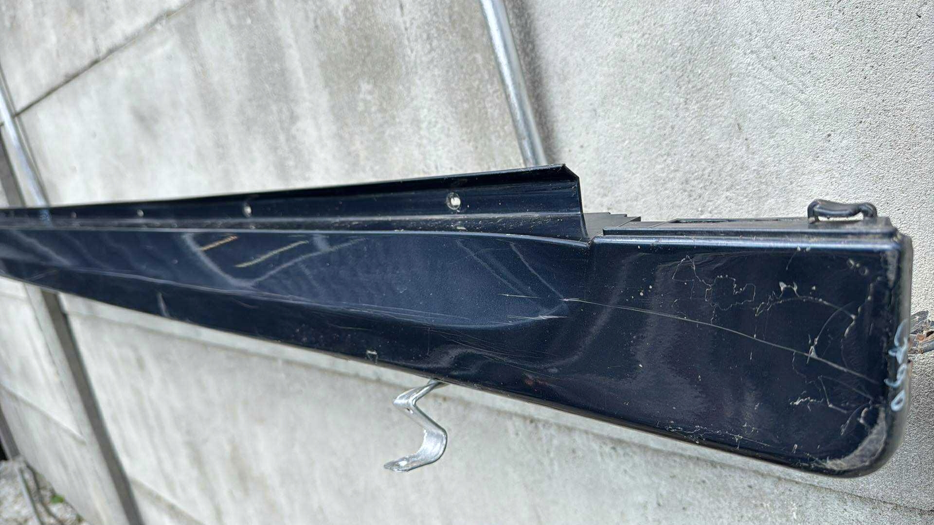 moulding threshold right SAAB 93 9-3 cap of the threshold threshold colour 290 vector arc