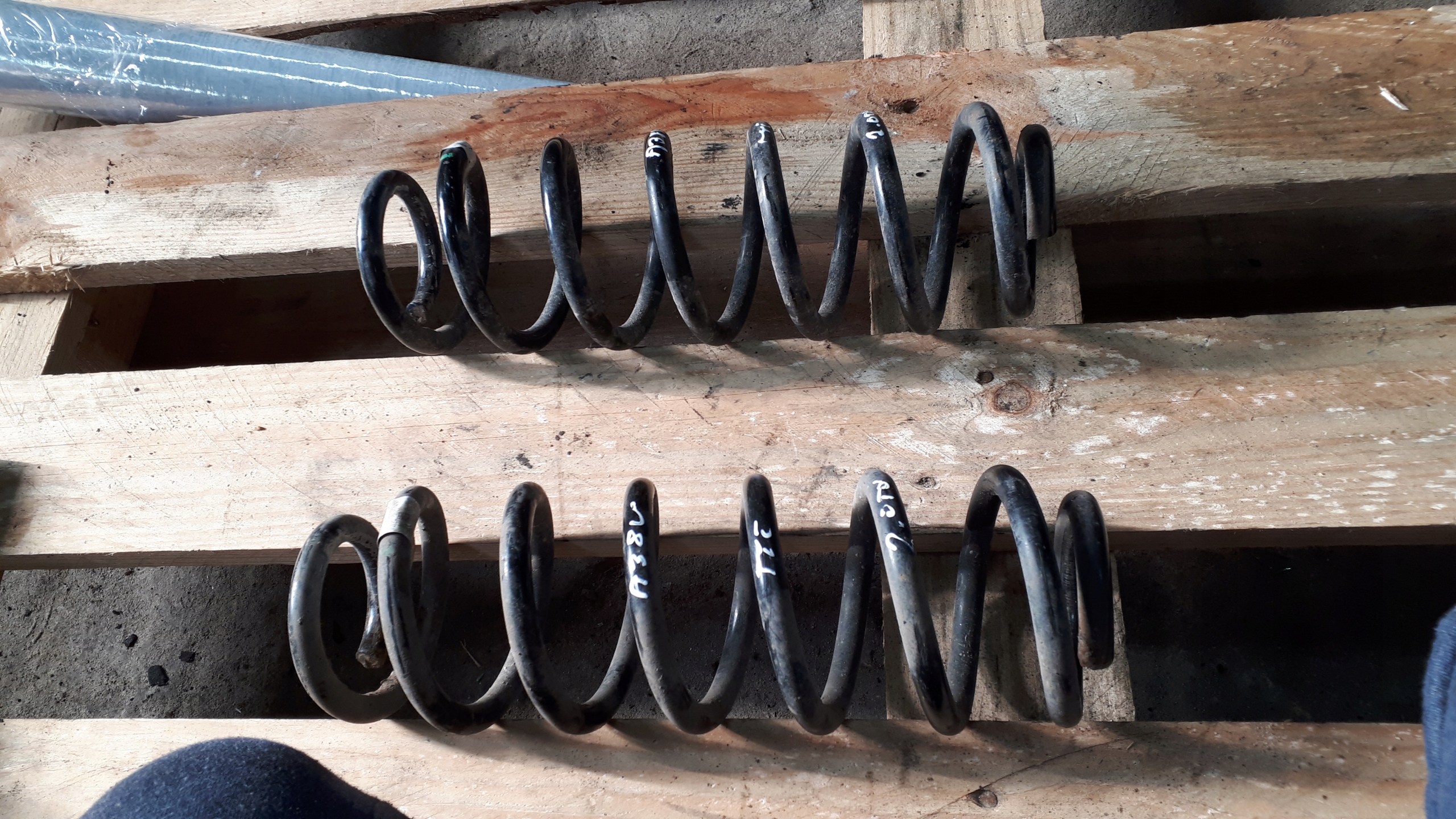 A3 8V spring springs rear part rear. left right 2X