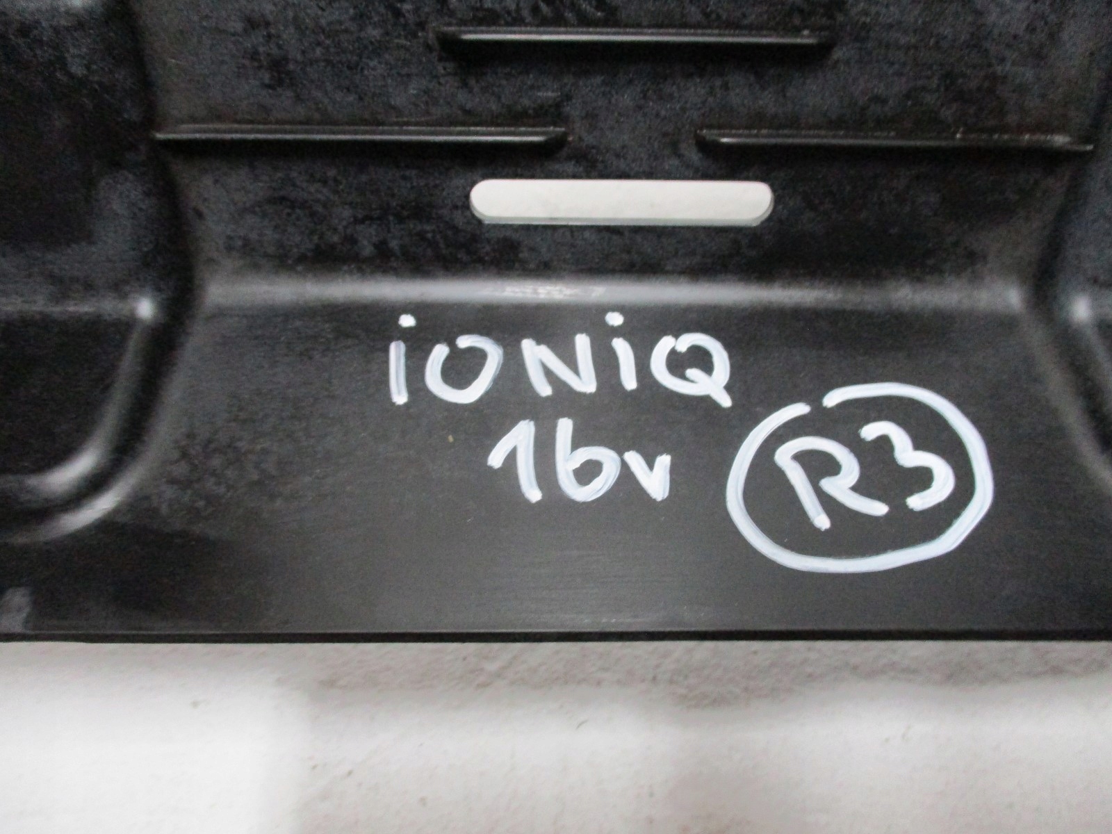 Blende Abdeckung der Stoßstange HYUNDAI IONIQ 86691-G2000