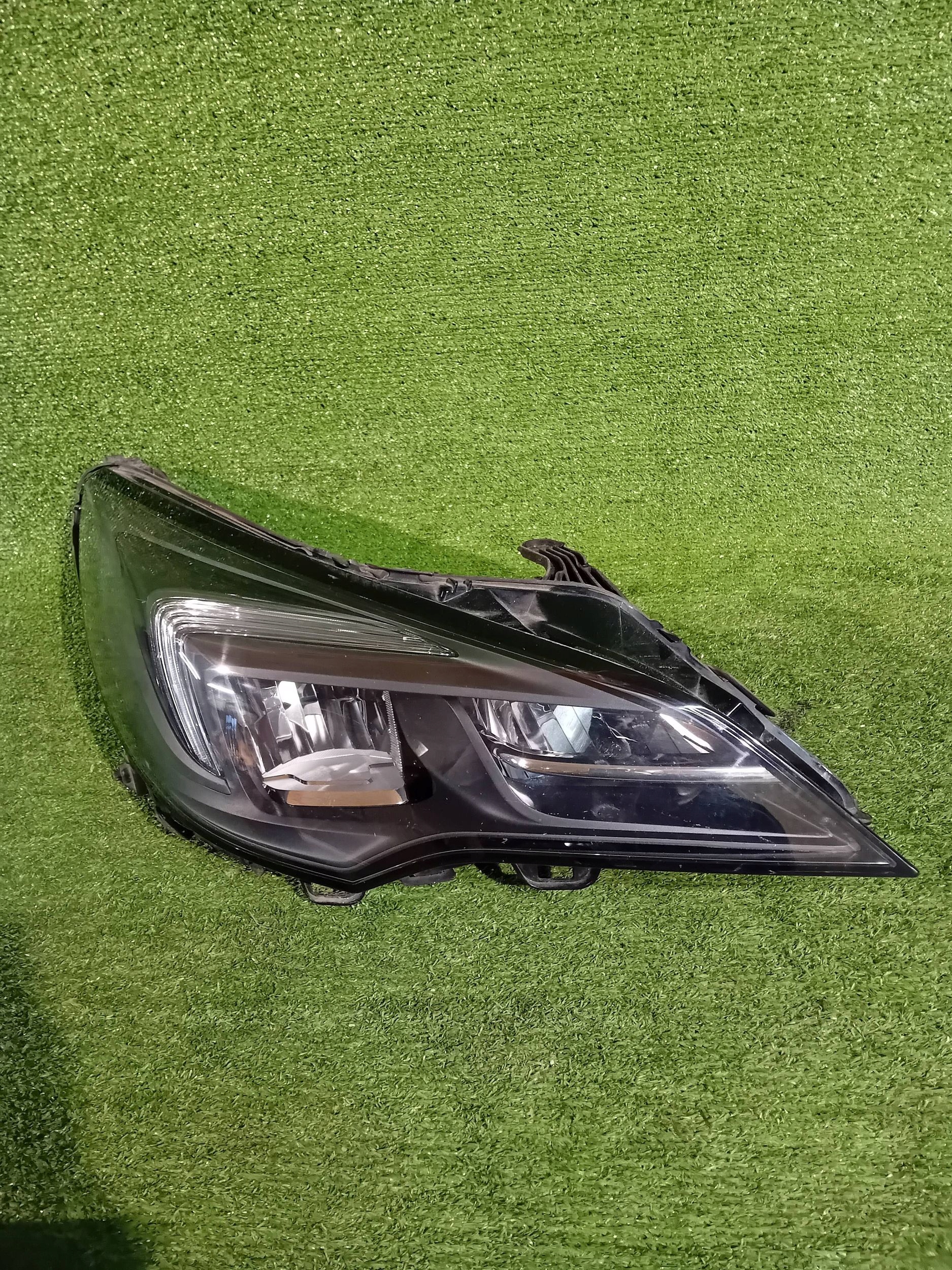 REFLEKTOR right front OPEL ASTRA K LIFT 19 - LED NR.866