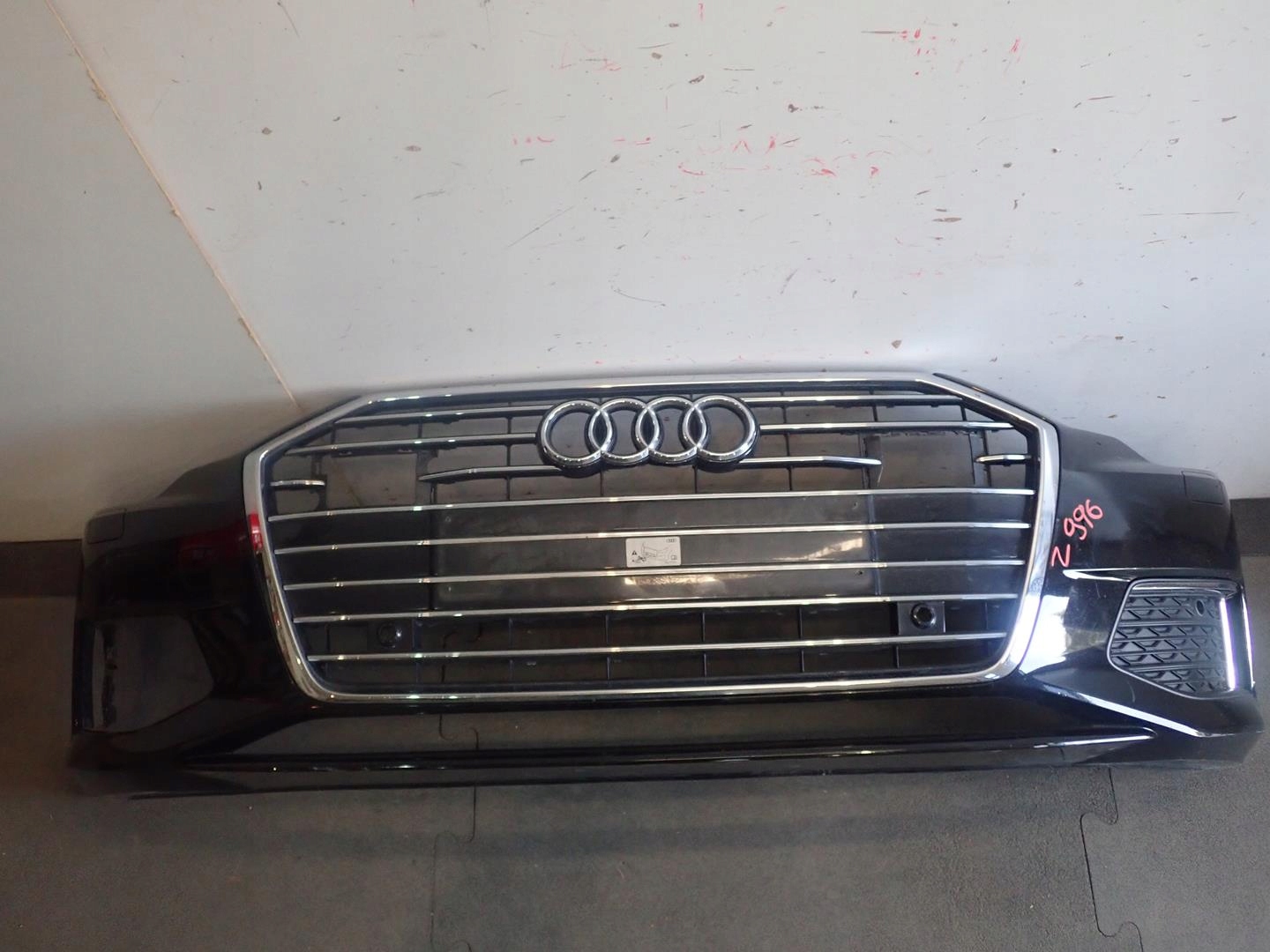 STOSSSTANGE VORNE VORNE AUDI A6 C8 2018- 4K