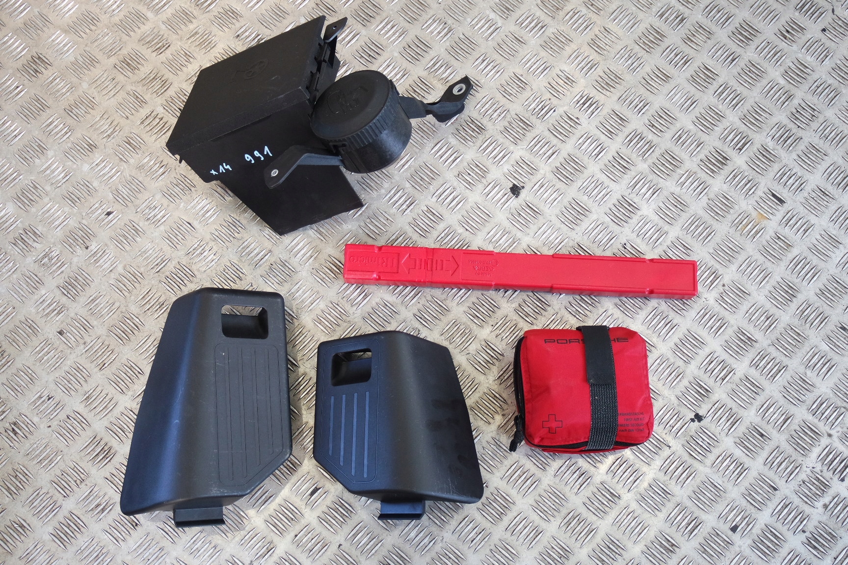 КОМПЛЕКТ ДЛЯ РЕМОНТУ КОЛІС PORSCHE 991 LIFT