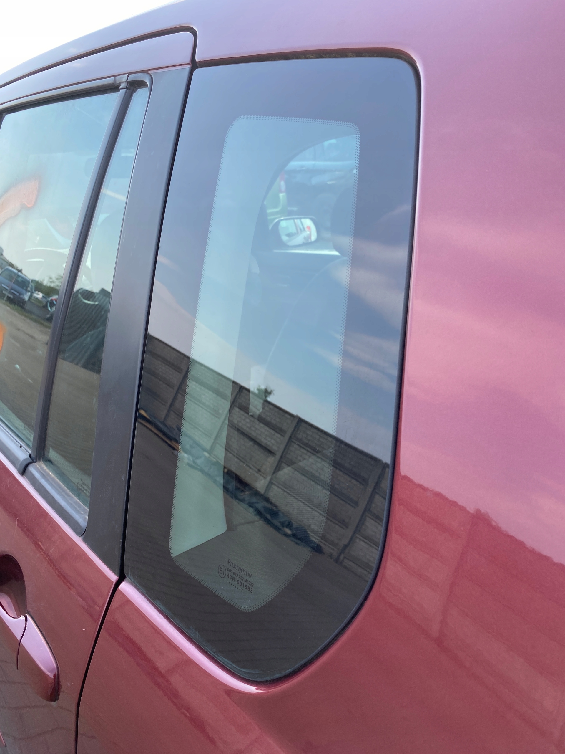 window side bodywork left Mazda 2 1 and FL 02-07