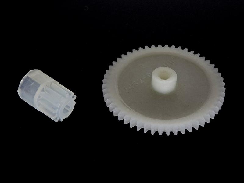 Zębatki UNITRA KASPRZAK GRUNDIG RM111 RM112 RM121 RM221 Kod producenta RM222-kpl