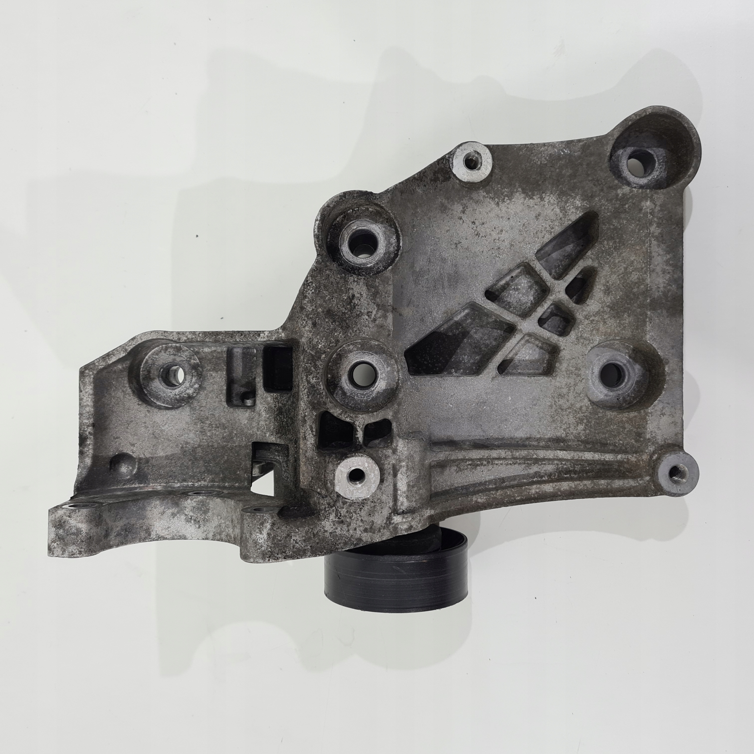 SUPPORTO ALTERNATORE OPEL INSIGNIA 2.0 CDTI 55562863