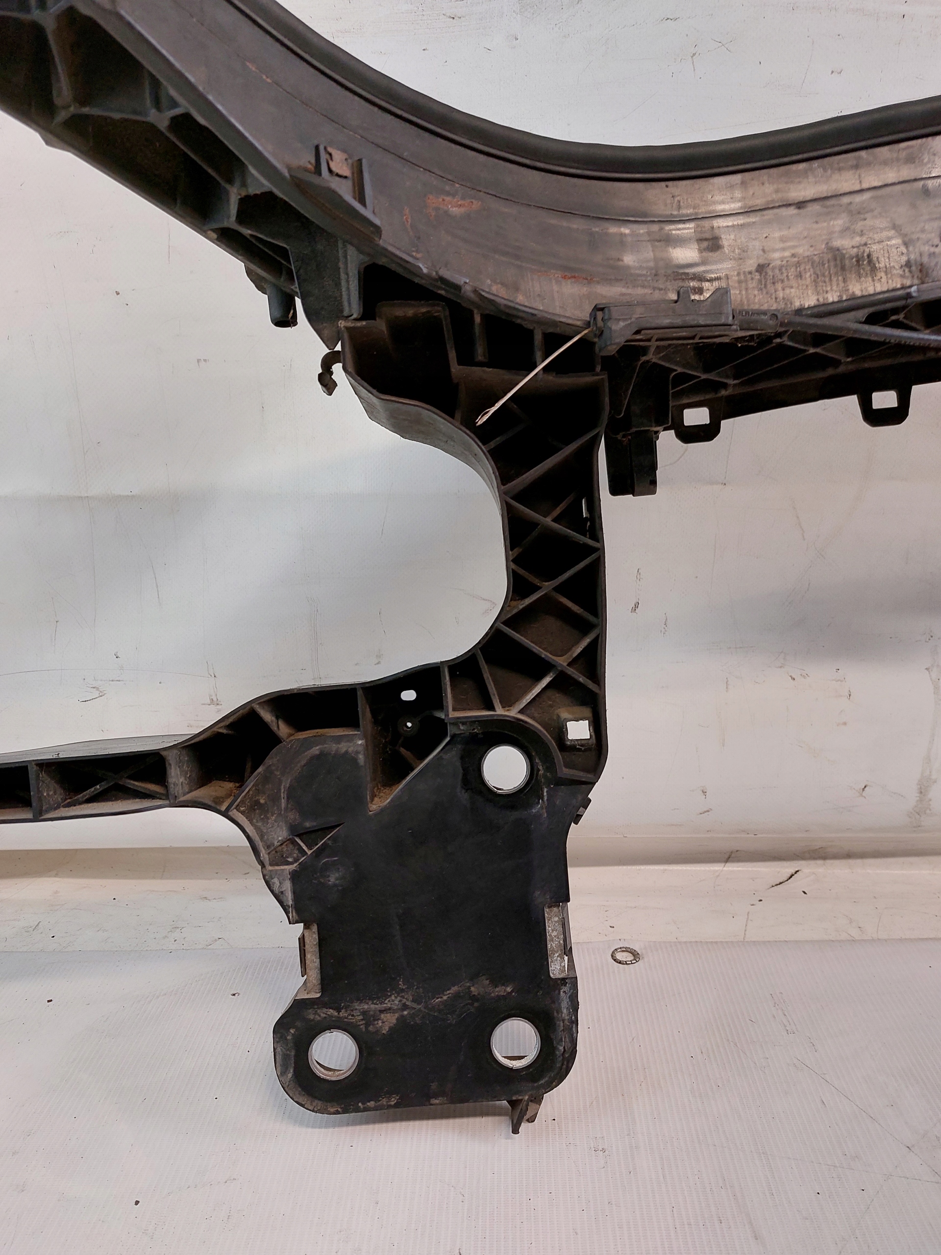 support panel for radiators pillar RENAULT SCENIC II 1.9DCI