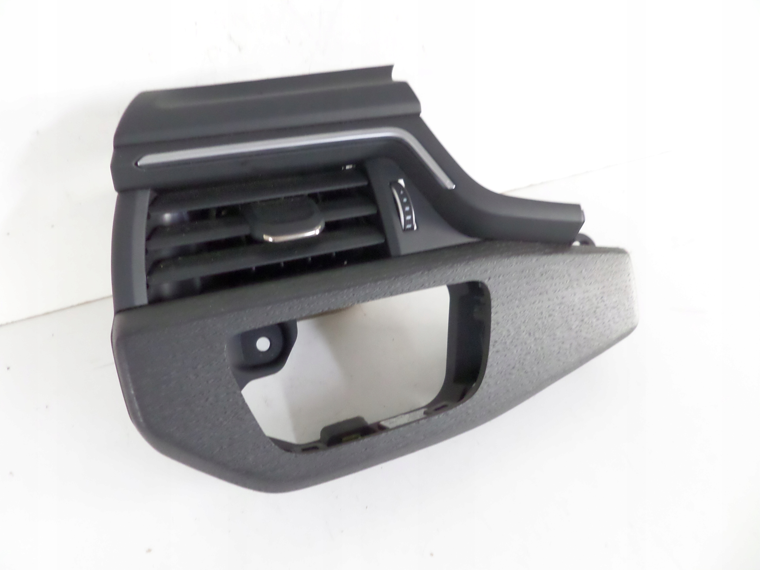 grid air conditioning devices air left AUDI A4 B9 15