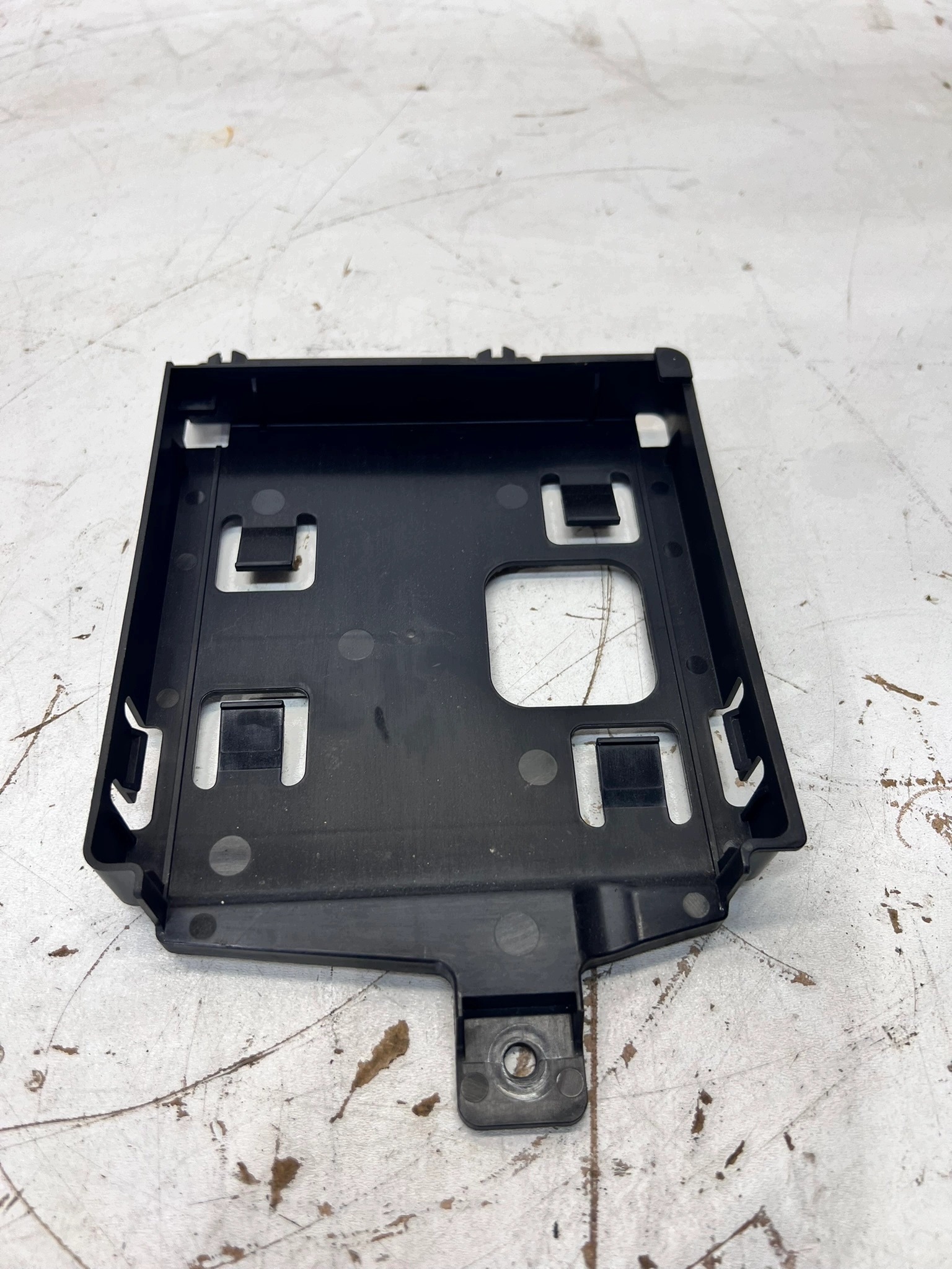bracket holder STEROWNIKA AUDI A4 B9 A5 8W 8W0907239C