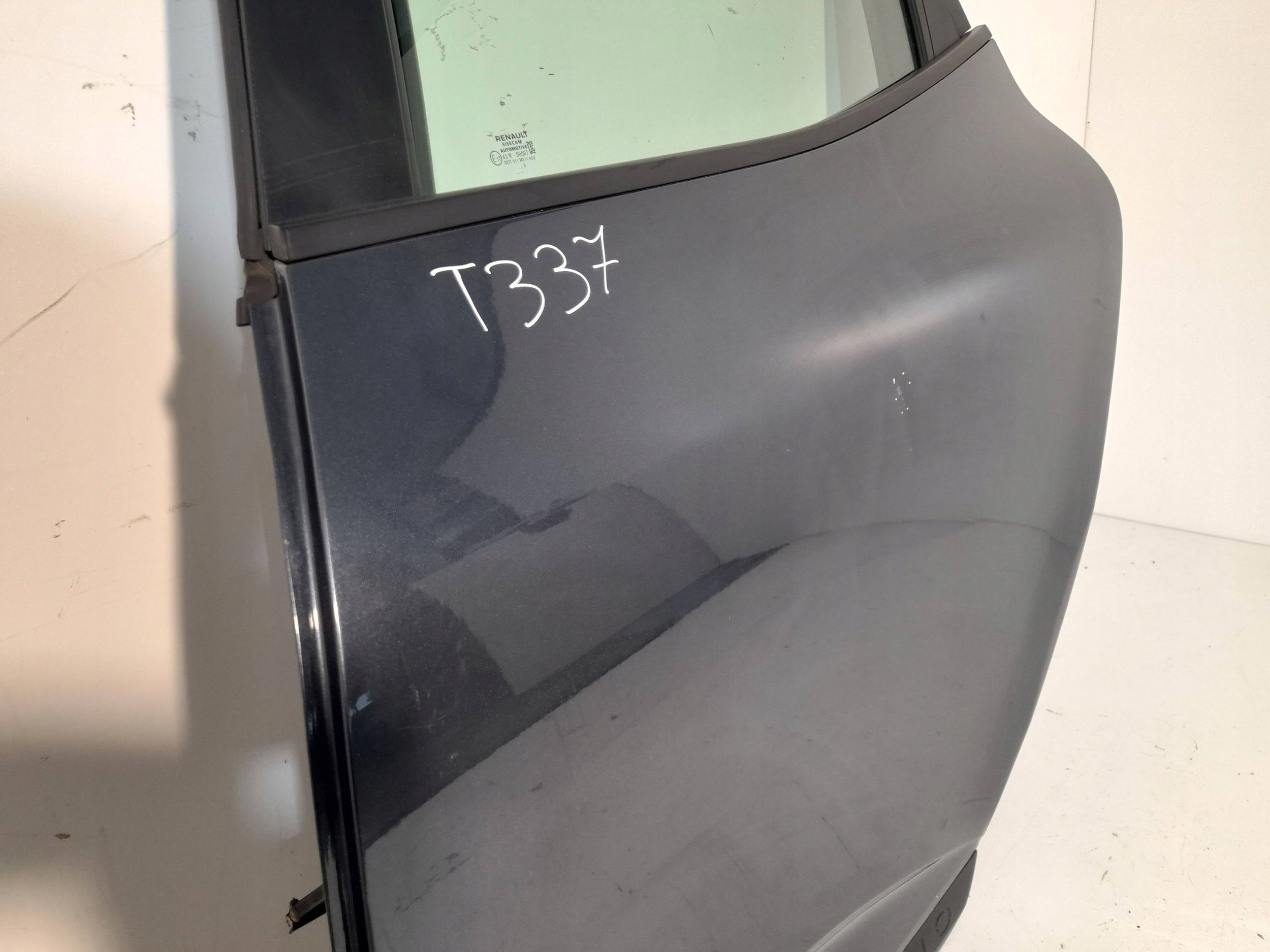 Renault Clio V 2020 door rear. left (T337)