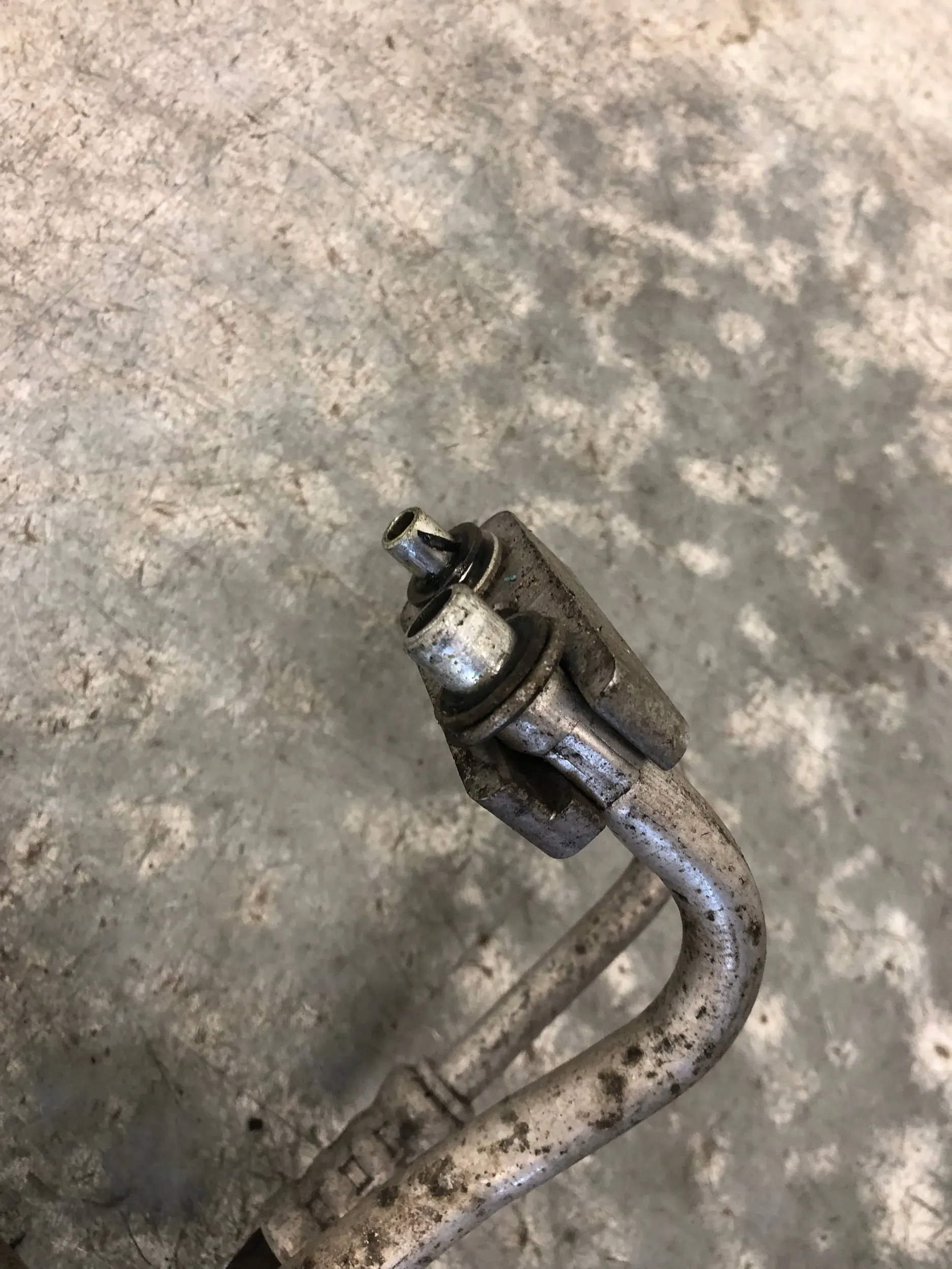 vedení klimatizaci OPEL CORSA D