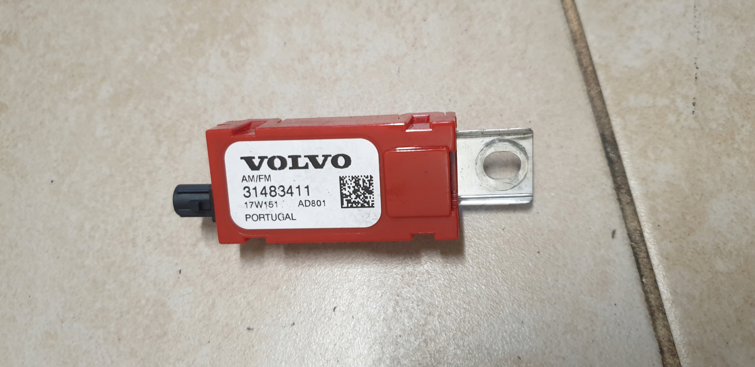 Amplificateur antenne VOLVO XC90 II 31483411 OE EU