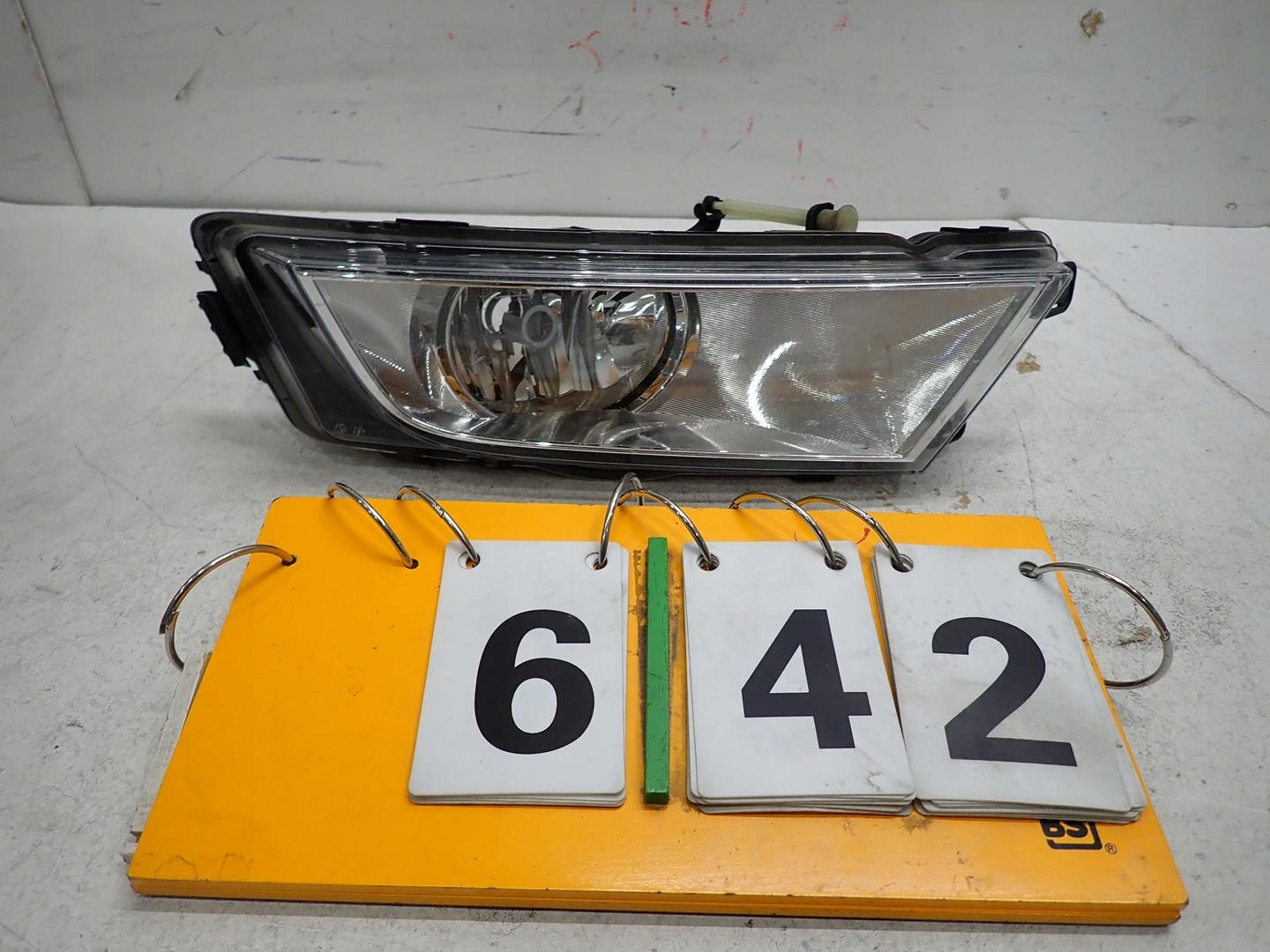 Nebelscheinwerfer rechts SKODA OCTAVIA III 2012- 5E0941700D