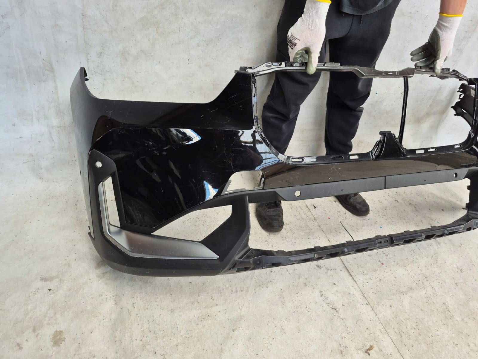 BMW X1 U11 X-LINE 22-> bumper front front PDC