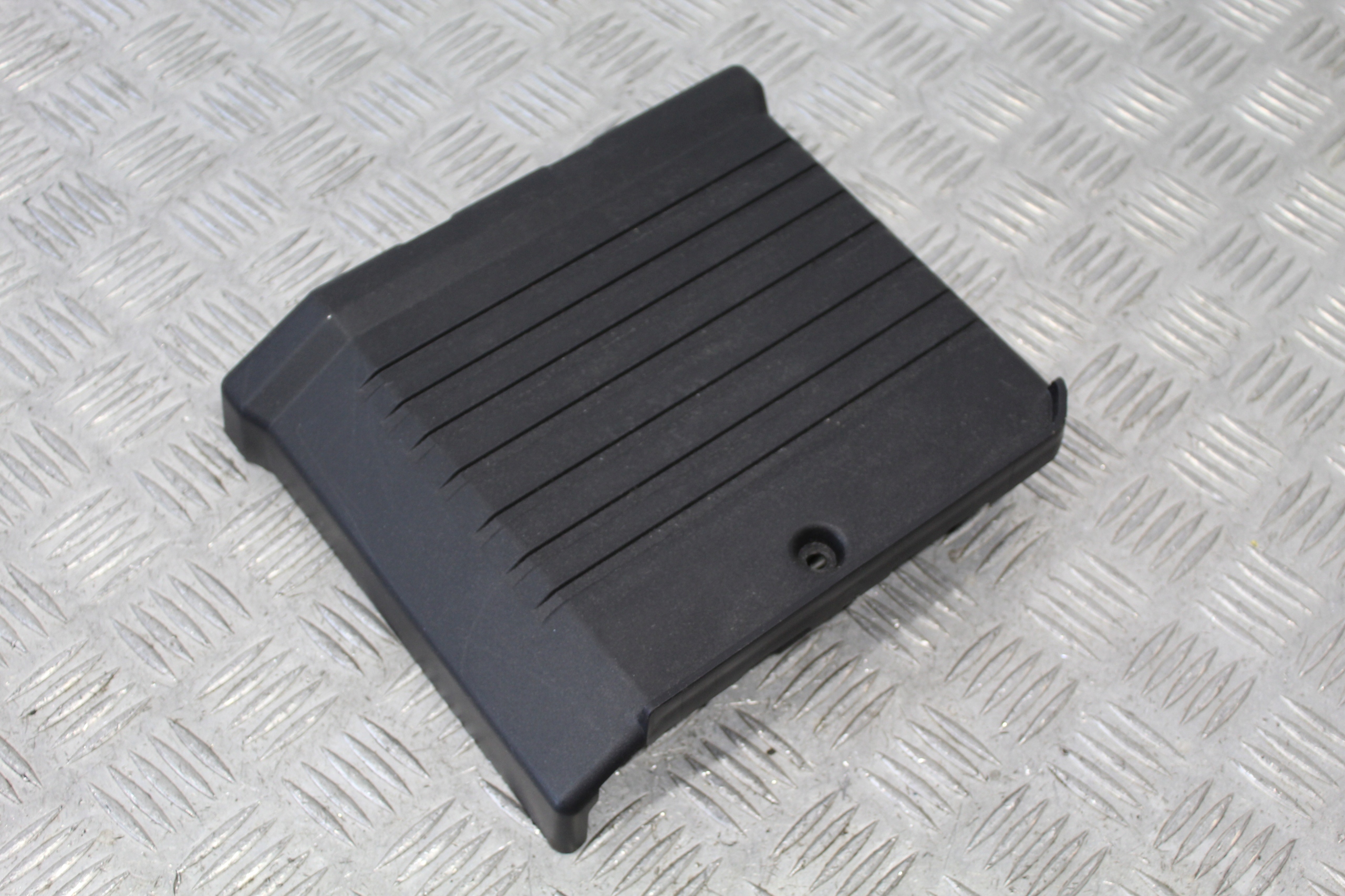 dekl obal MITSUBISHI OUTLANDER 3 III LIFT