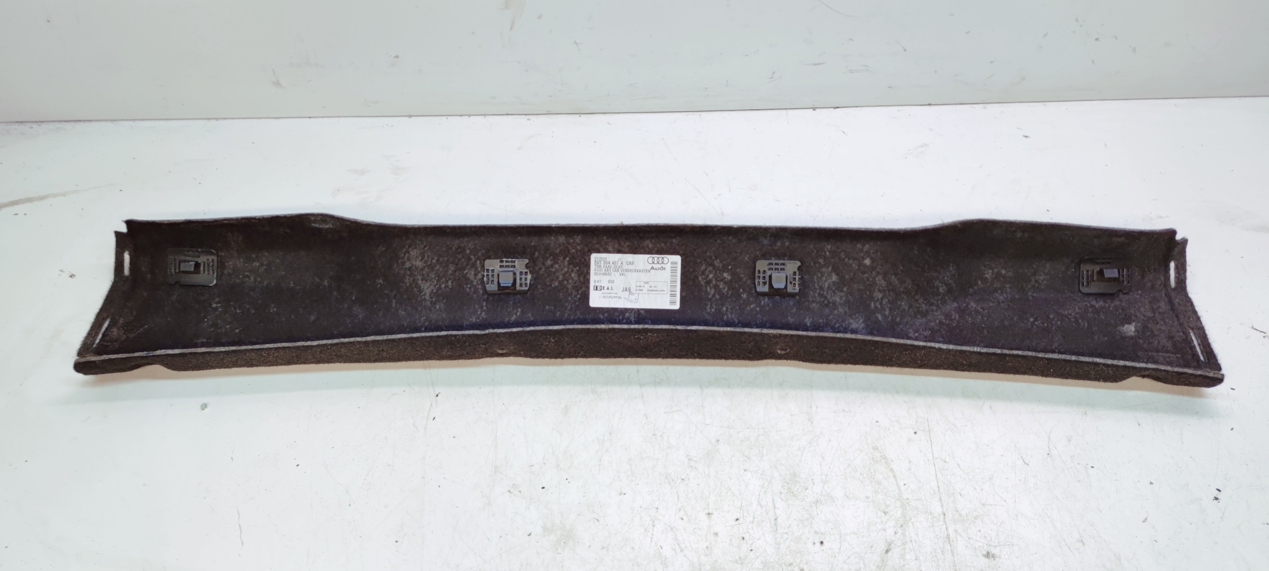 kárpit POJEMNIKA DACHU AUDI A3 8V CABRIO 8V7864407A CA9