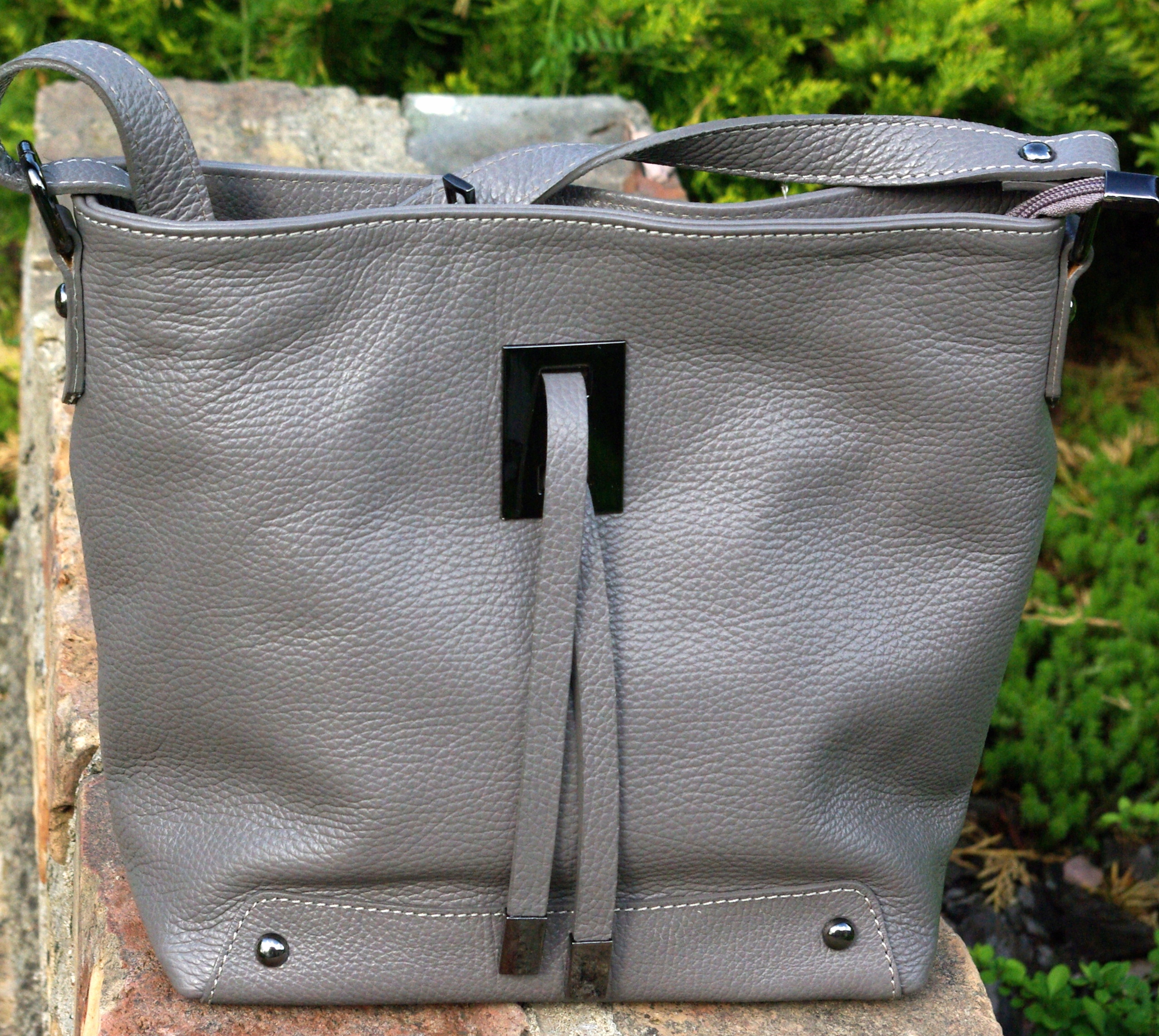 Kožená kabelka italská šedá