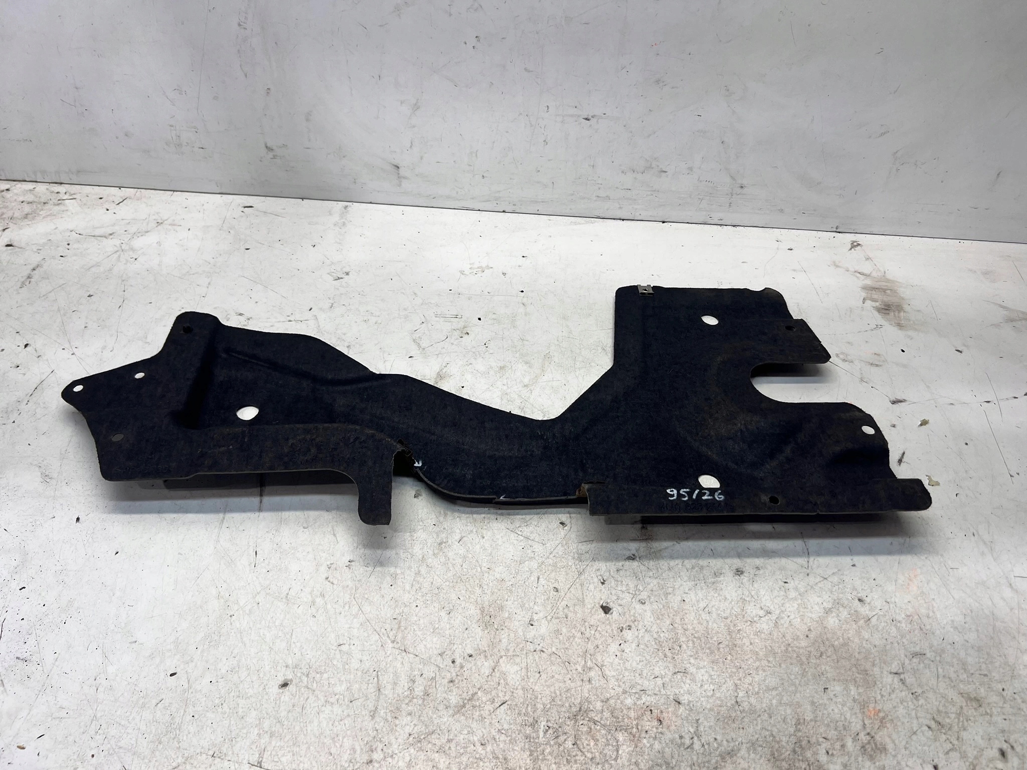 cover chassis AUDI Q7 4M 4M0825214G 95/26
