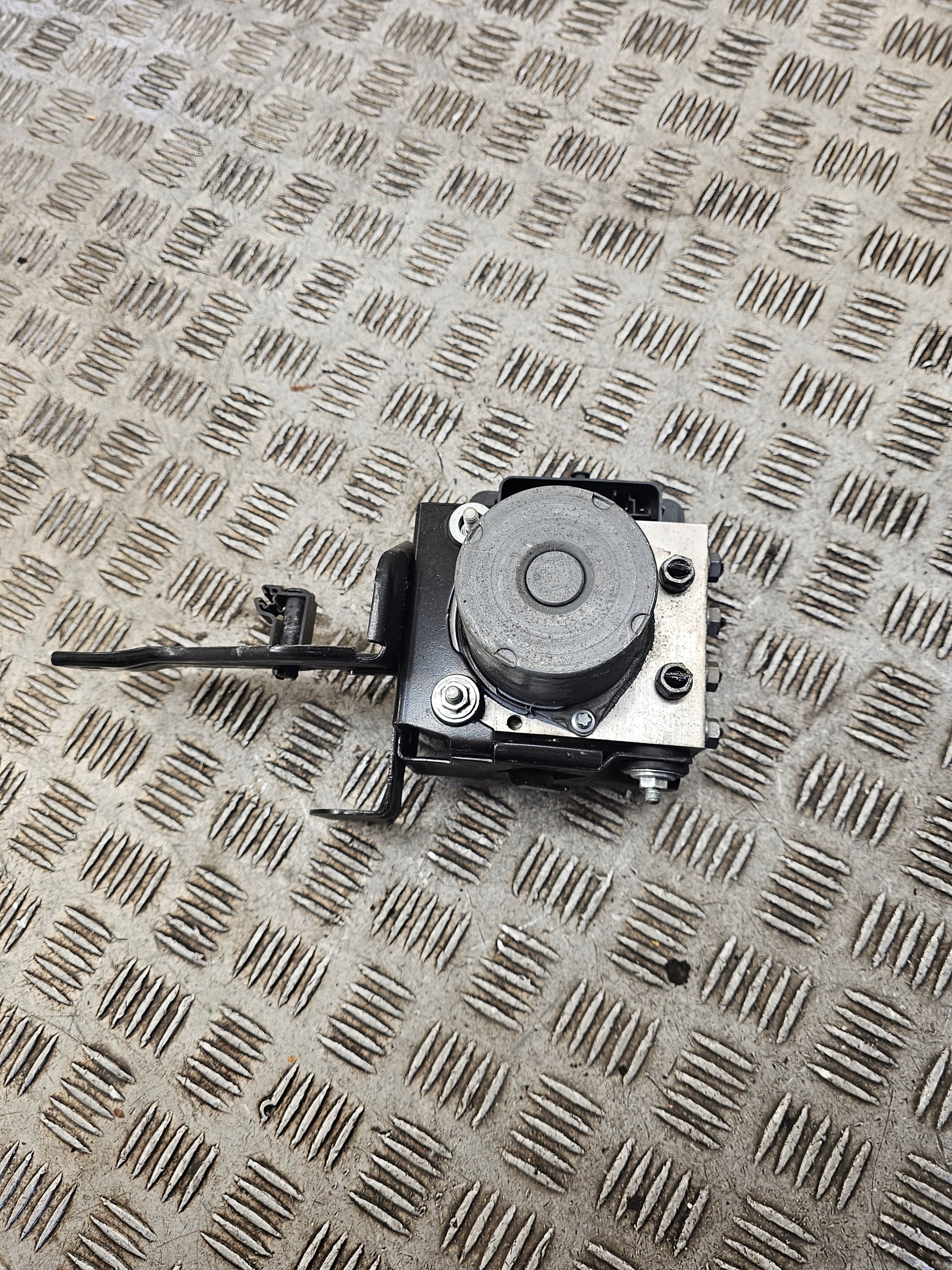 6C0907379G pump ABS control unit 6C VW SEAT SKODA