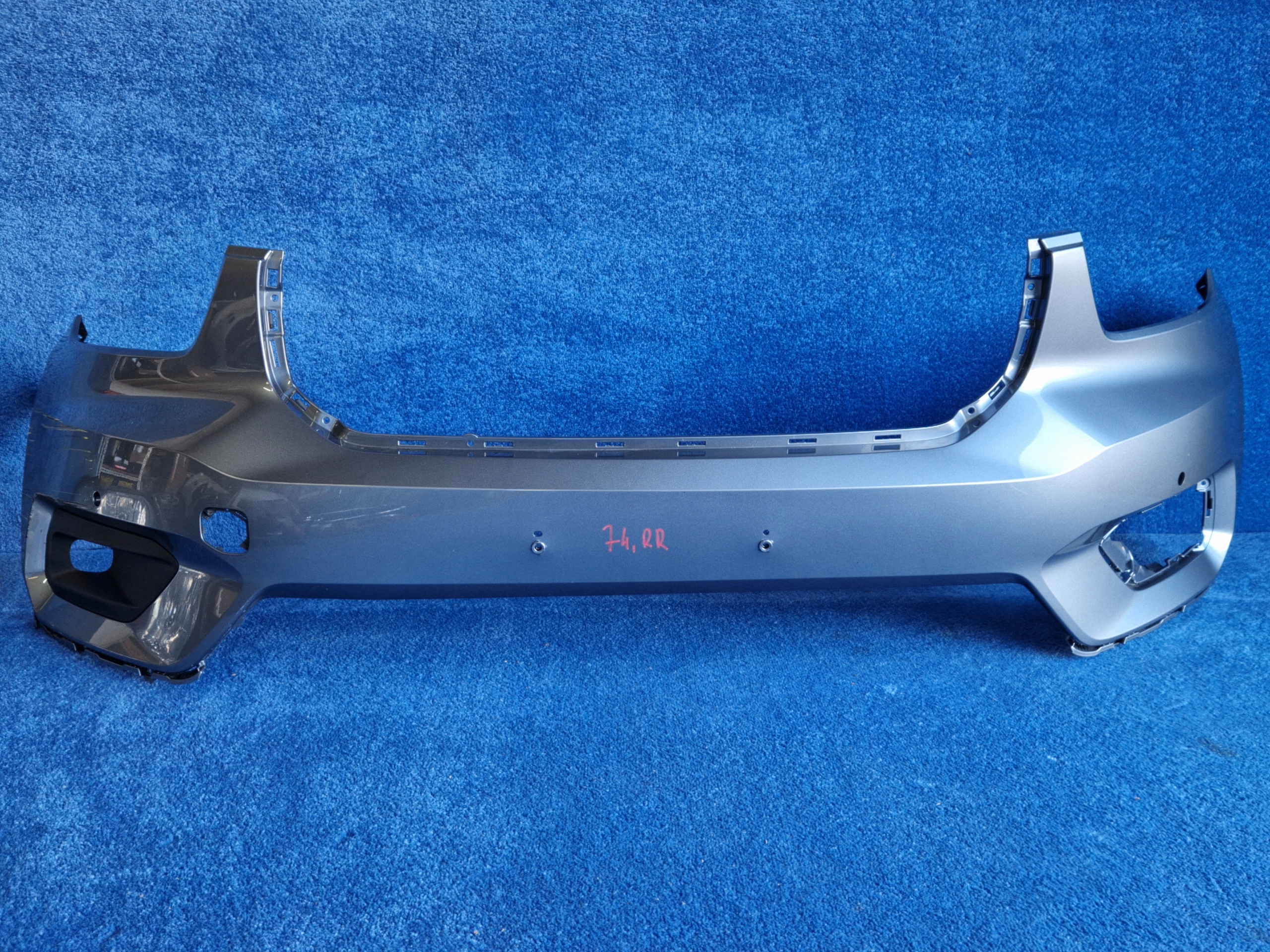 VOLVO XC40 2017-2022 bumper front front PDC DO LAKIEROWANIA 31449359