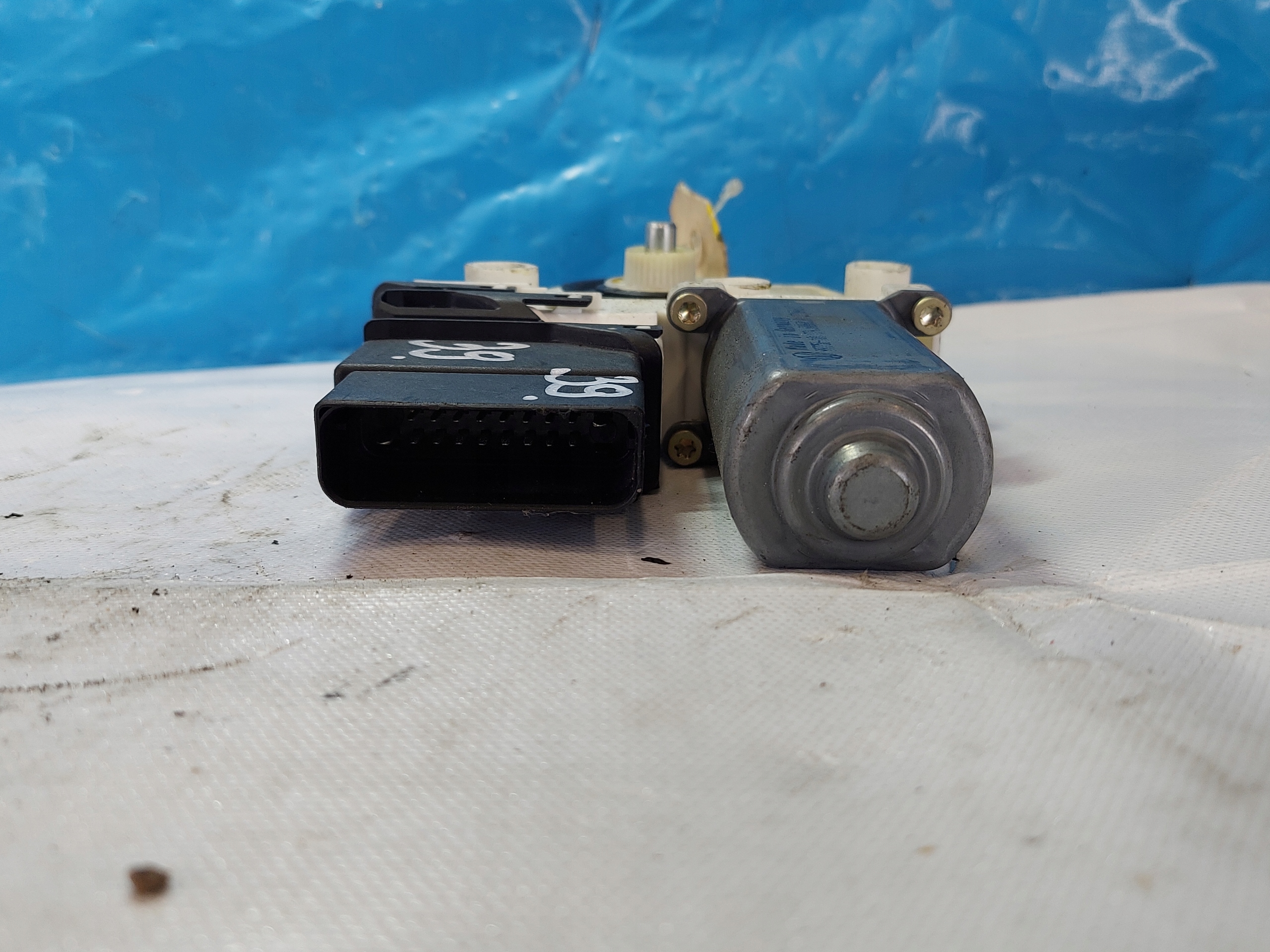 engine lifting windows GOLF V 993424100 left rear part