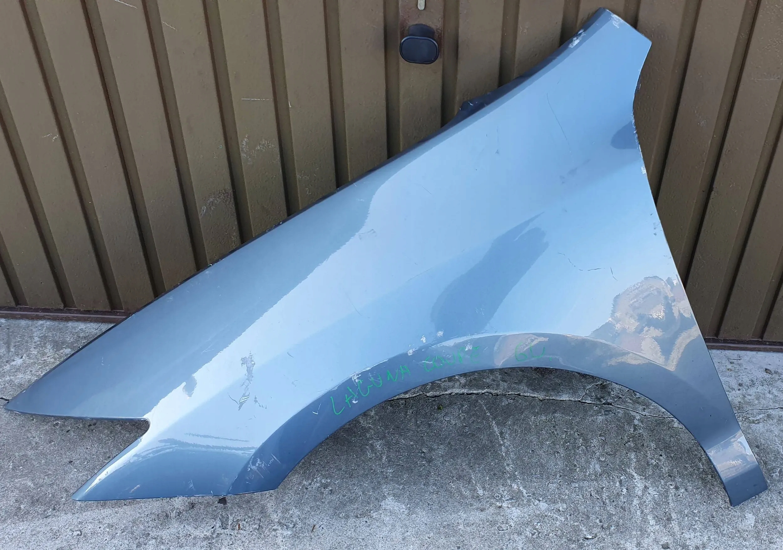 Renault Laguna III 3 Coupe left fender front front $