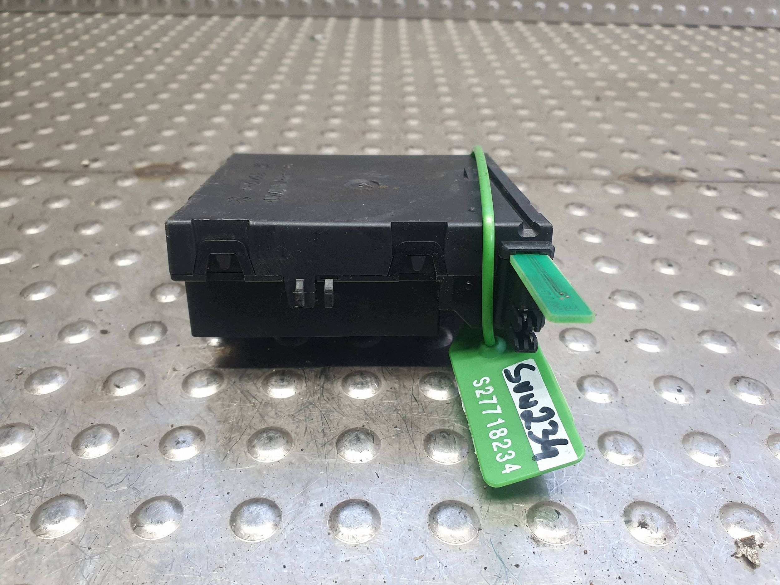 control unit SILNICZKA windows left front 1K0959793J TOURAN and OCTAVIA II GOLF V