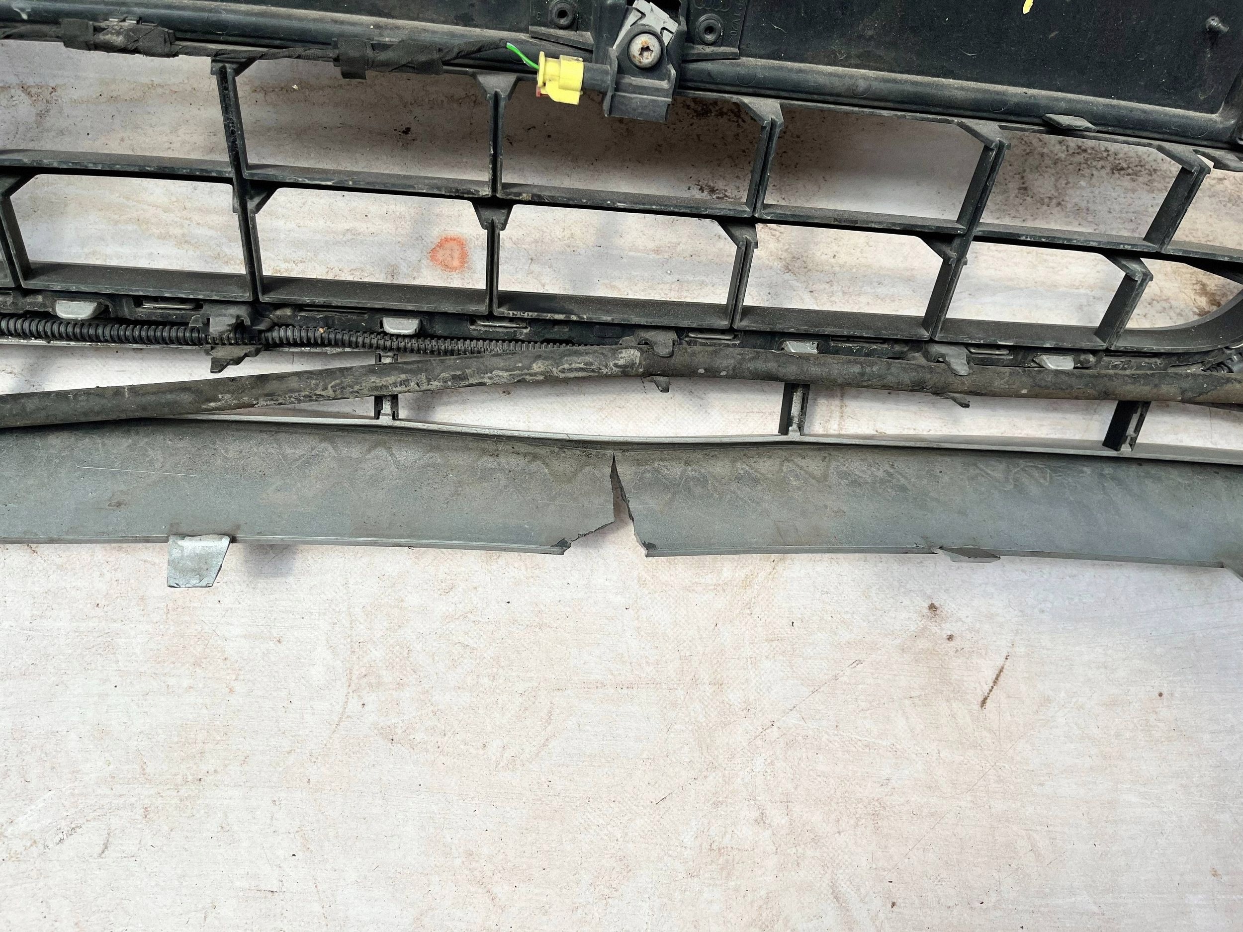front bumper AUDI A3 8V 8V3807437 @M
