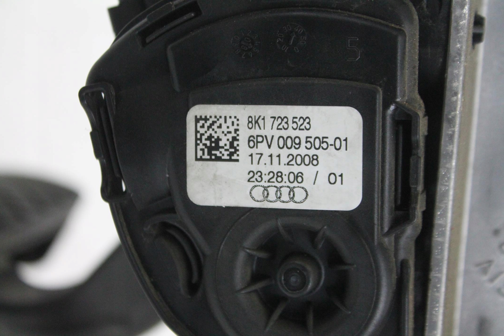support GAZ brake 8k1721117 AUDI A5 8T 09-15