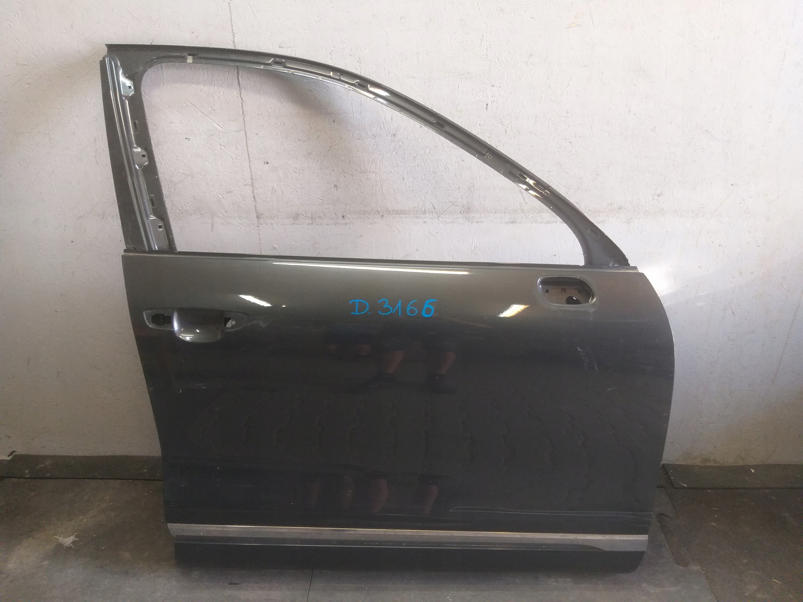 DOOR FRONT RIGHT VW TOUAREG PORSCHE CAYENNE 10