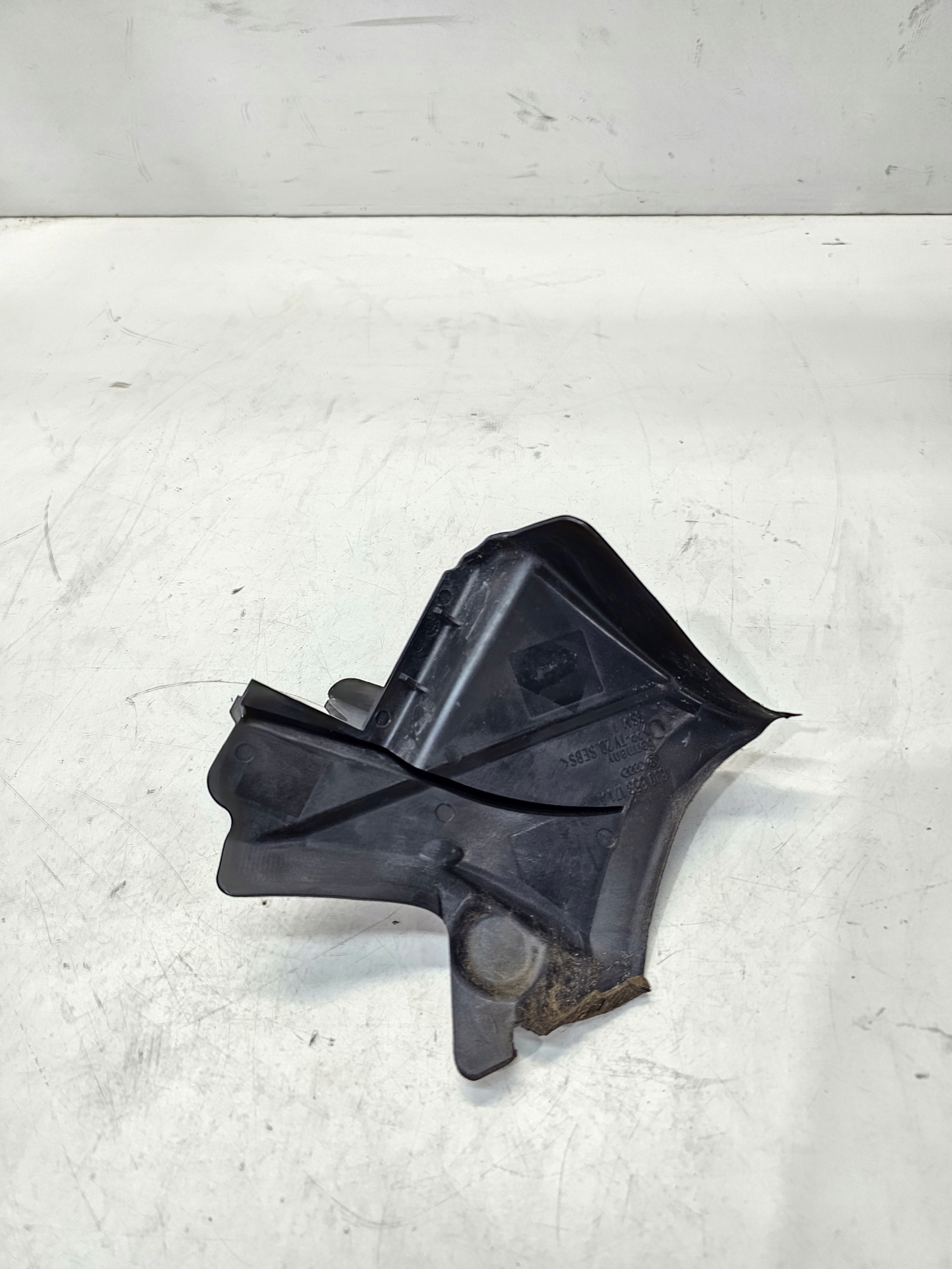 cap cover SLUPKA left AUDI TT 2.0 TFSI