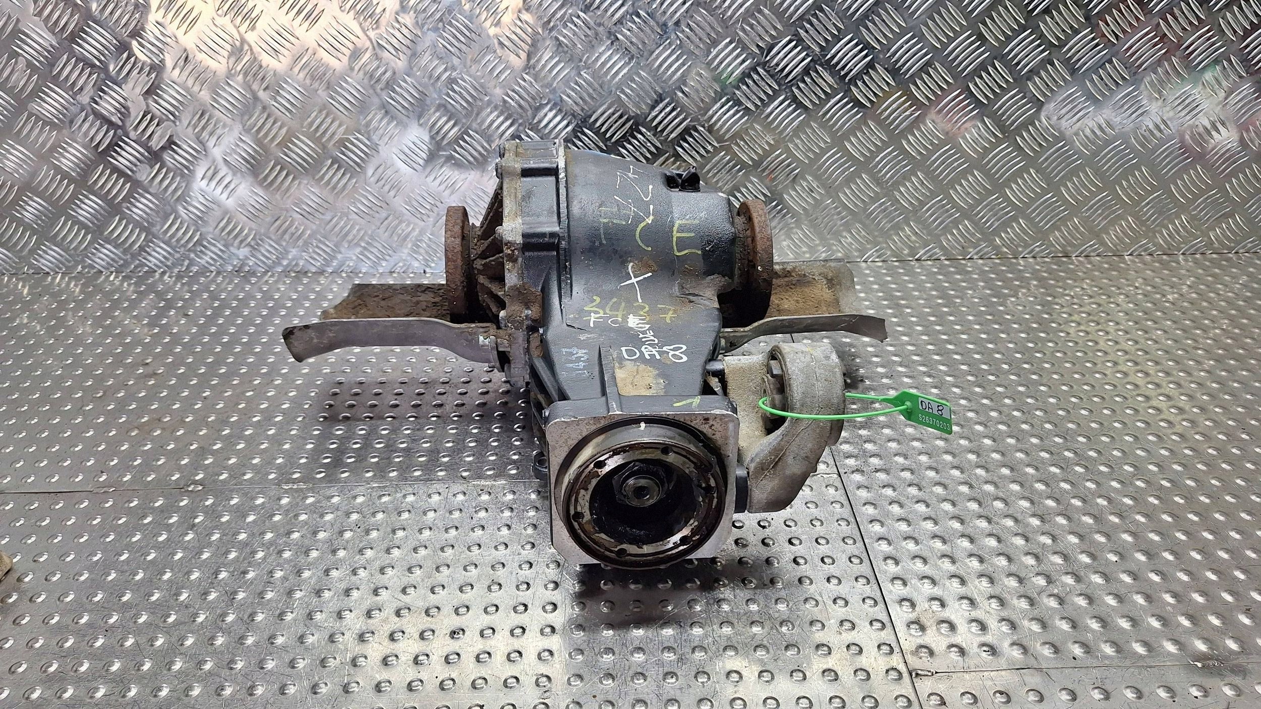 differential diff rear part 01R525053N FCE AUDI A6 C5 2.5 TDI ALLROAD
