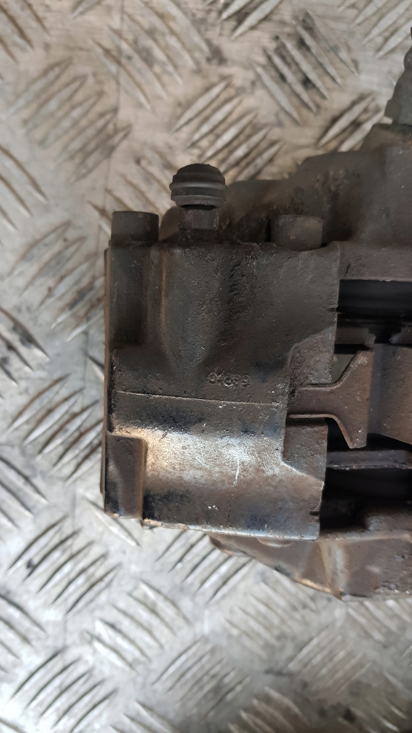 MERCEDES W220 caliper brake caliper rear part right or left