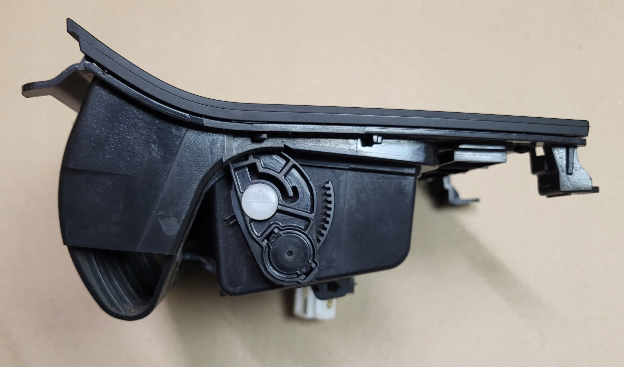 ashtray passenger compartment front VW GOLF VI 5K 5K0857961 OE EUROPA