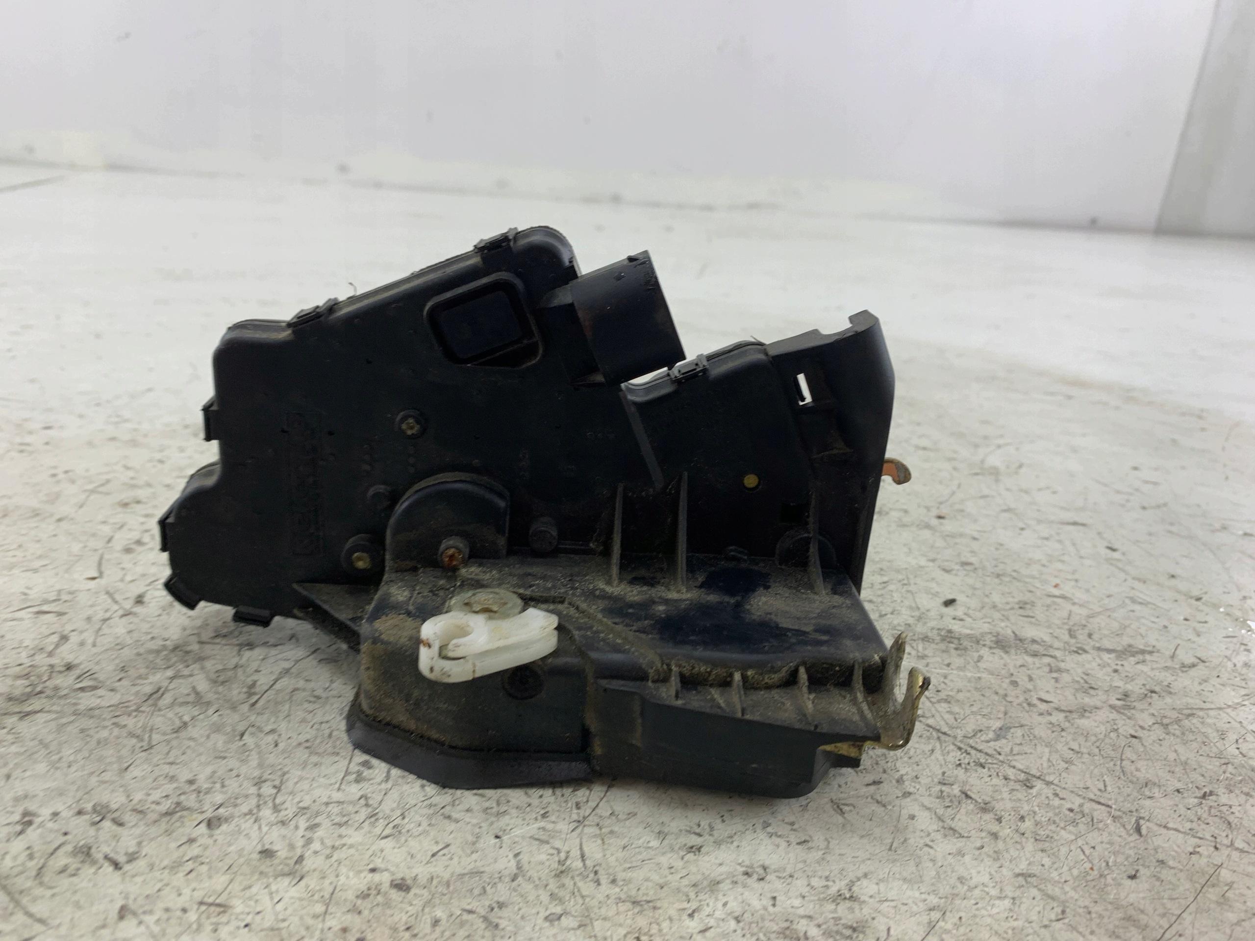 BMW E46 lock door right front 244BTR