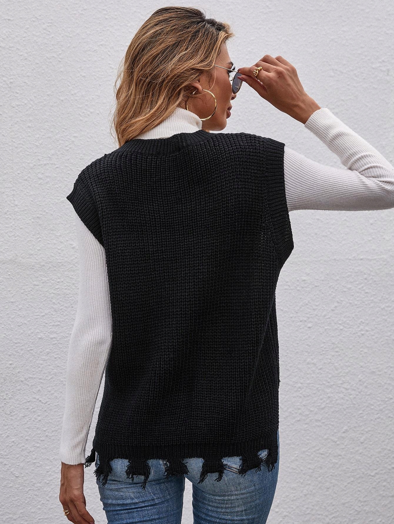 T25113 *SHEIN SWETERKOWA KAMIZELKA POSZARAPNA NAPIS S Kolor czarny