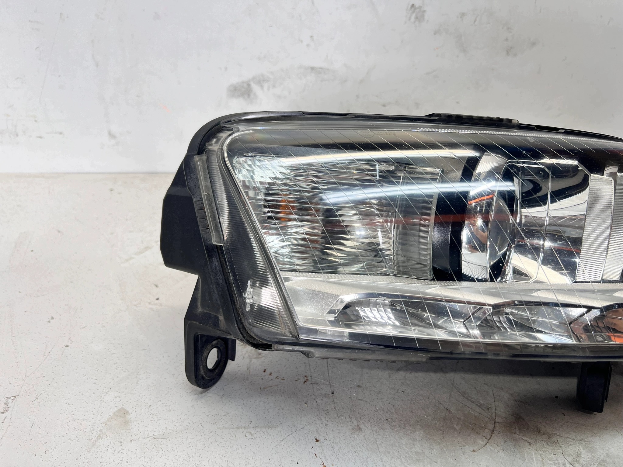 REFLEKTOR right front BI XENON LED AUDI A6 C6 LIFT 4F0941004CP EU 34/26