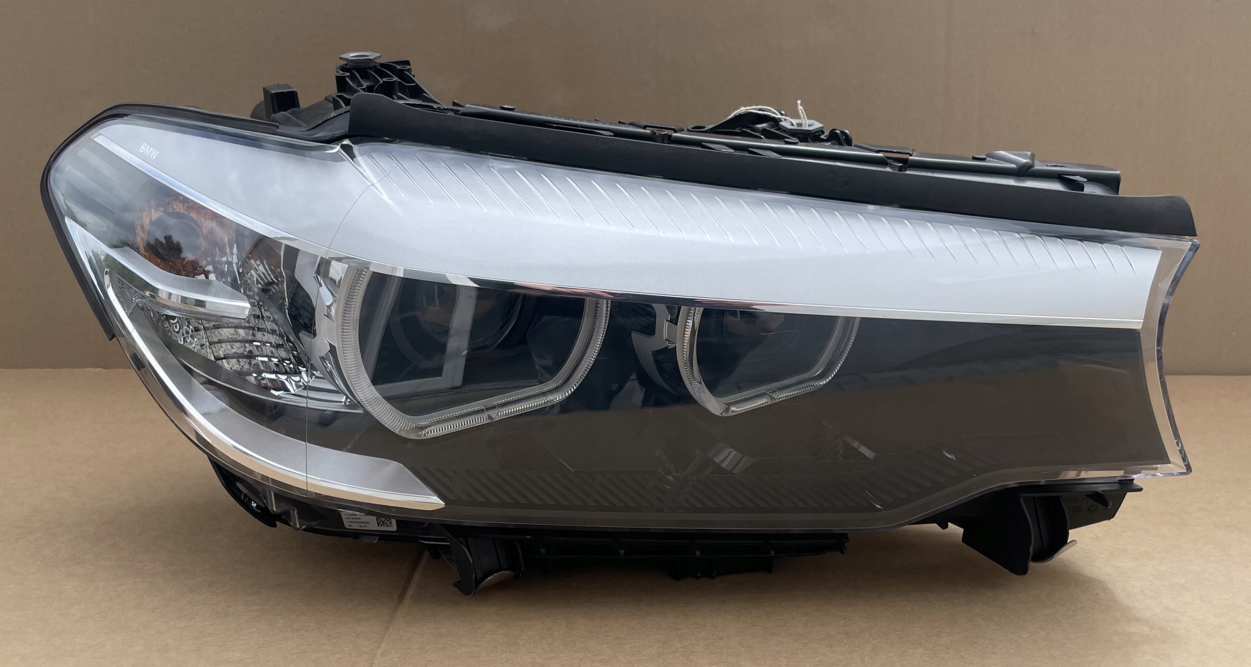 light FULL LED BMW G30 G31 7439200 complete new right