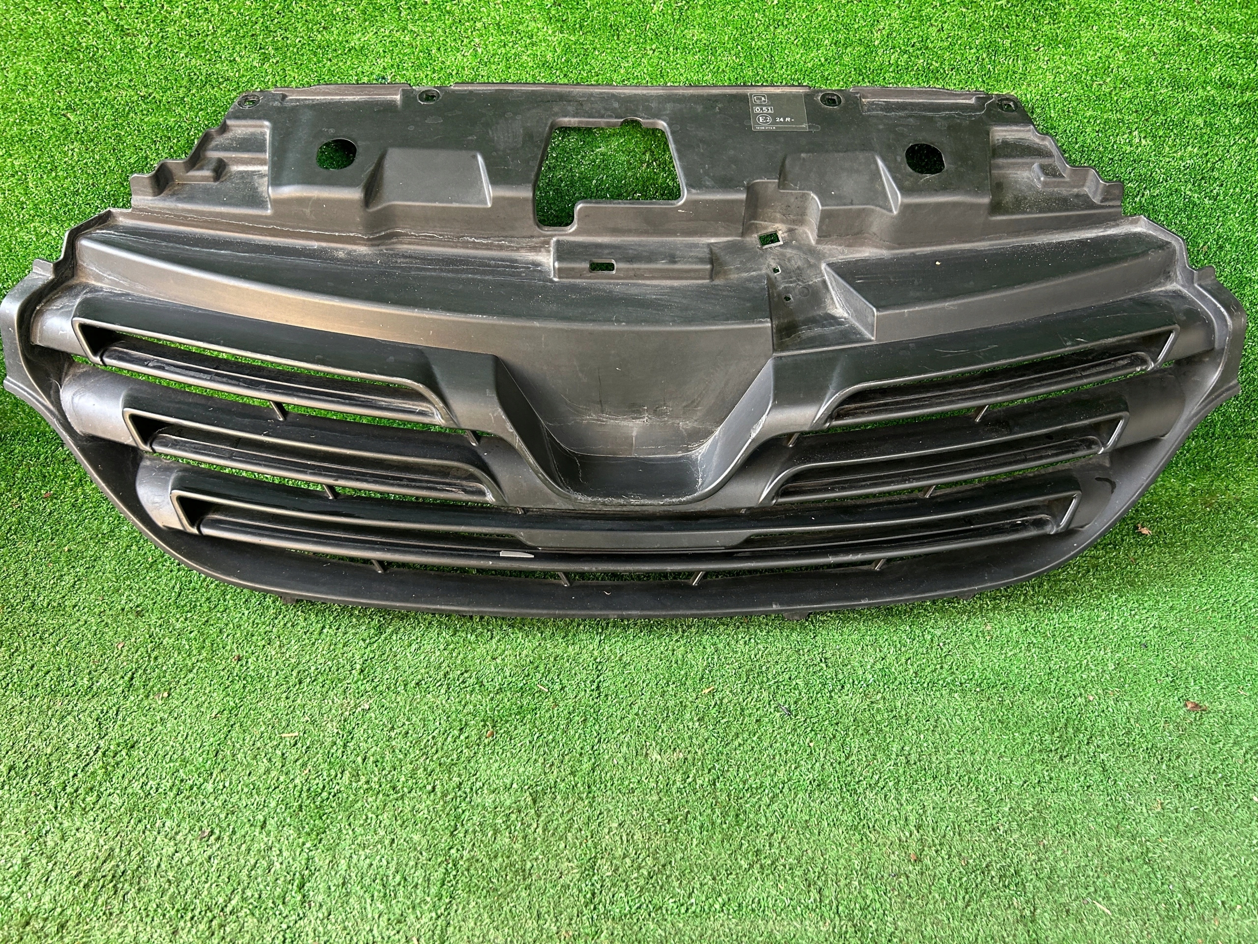 Renault Trafic 3 III Grill Grill 623108673R