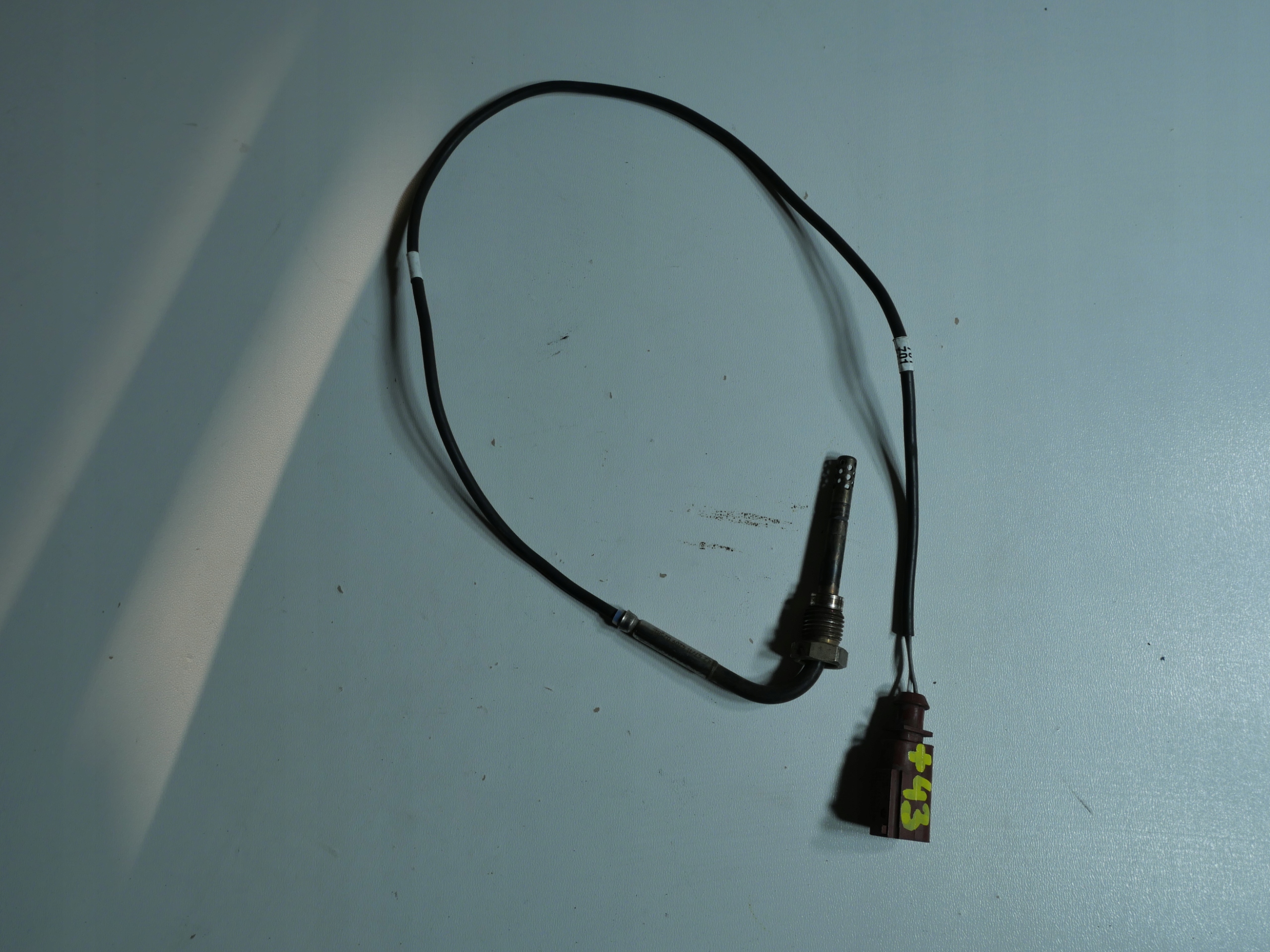 Sensor TEMPERATURY Gase VW SEAT SKODA 03L906088FF