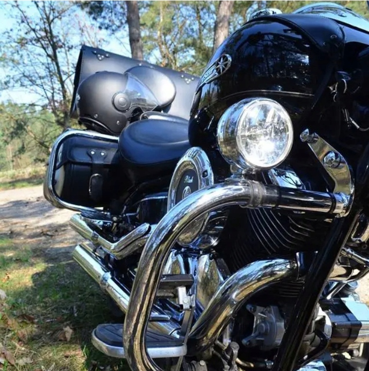 LAMPY LIGHTBARY CHROM METALOWE 2 SZTUKI Dopasowanie do pojazdu produkt dedykowany