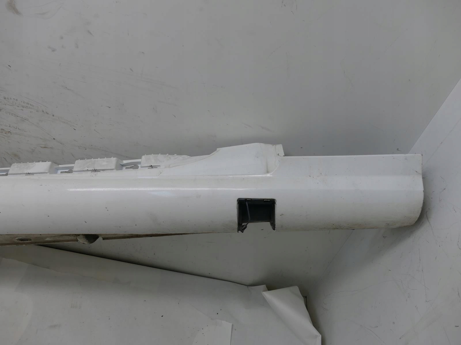 MERCEDES E W207 C207 moulding threshold cap P 159