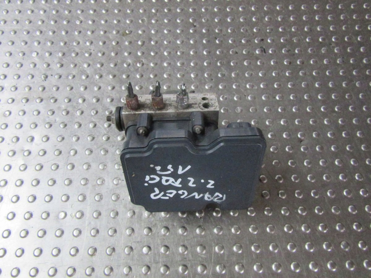 FORD RANGER 2.2d 2015 насос ABS