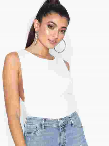 BODY GŁADKIE XS 563